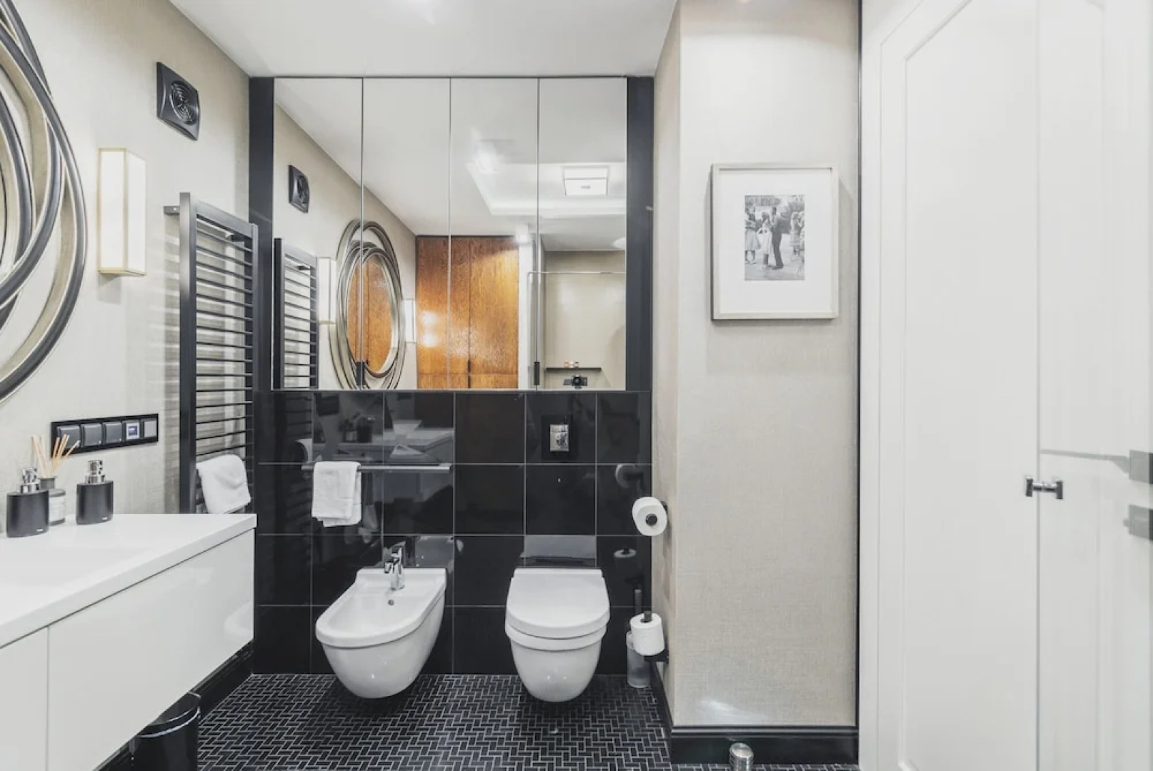 Grand Apartments - Blue Marlin Luxury