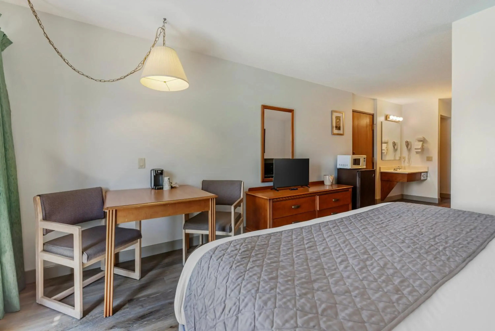 Polynesian Hotel & Suites Wisconsin Dells/Lake Delton