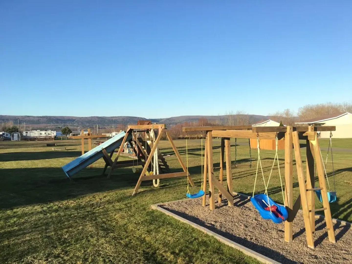 Upper Clements Cottages