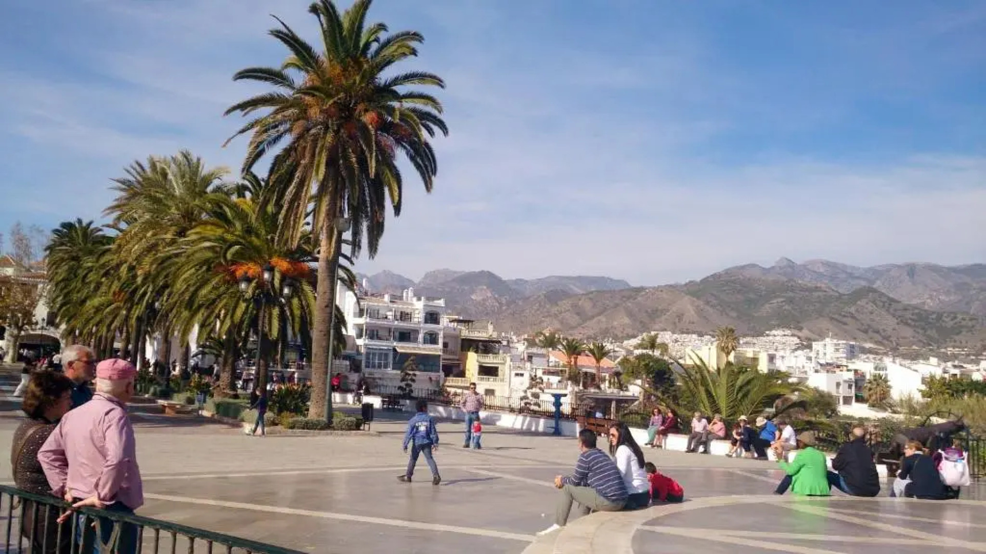 Apartamentos StarNerja II