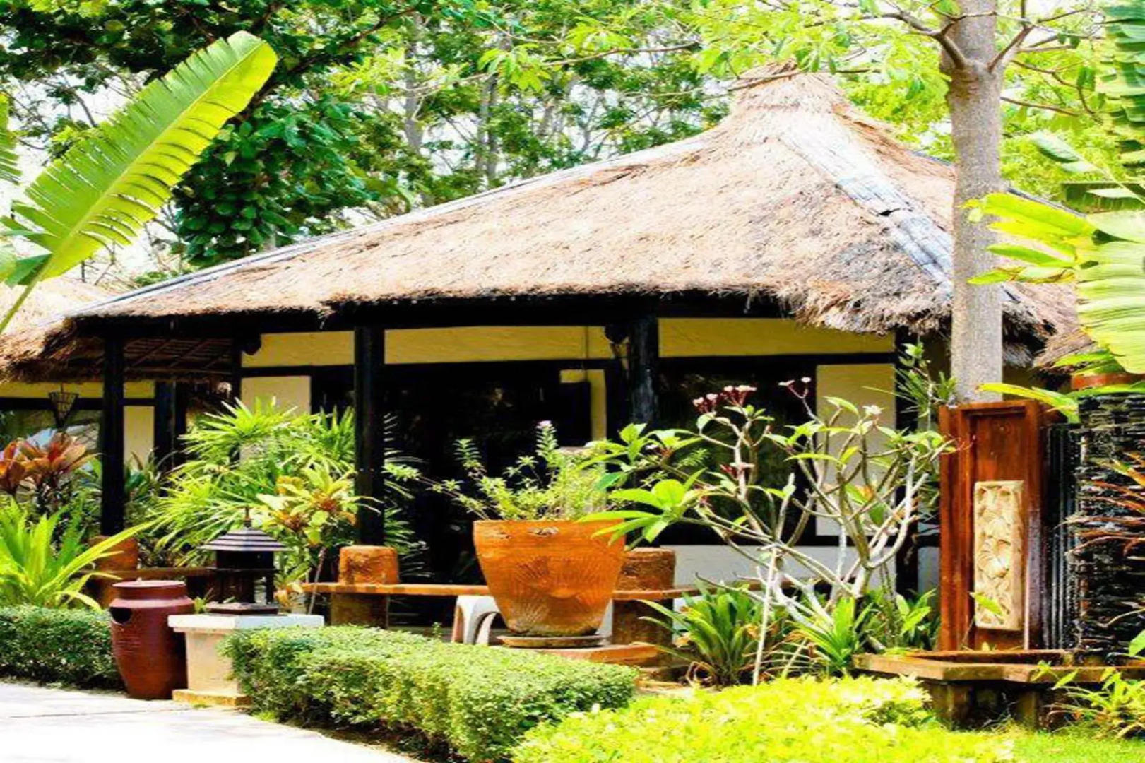 Puktien Cabana Beach Resort & Residence