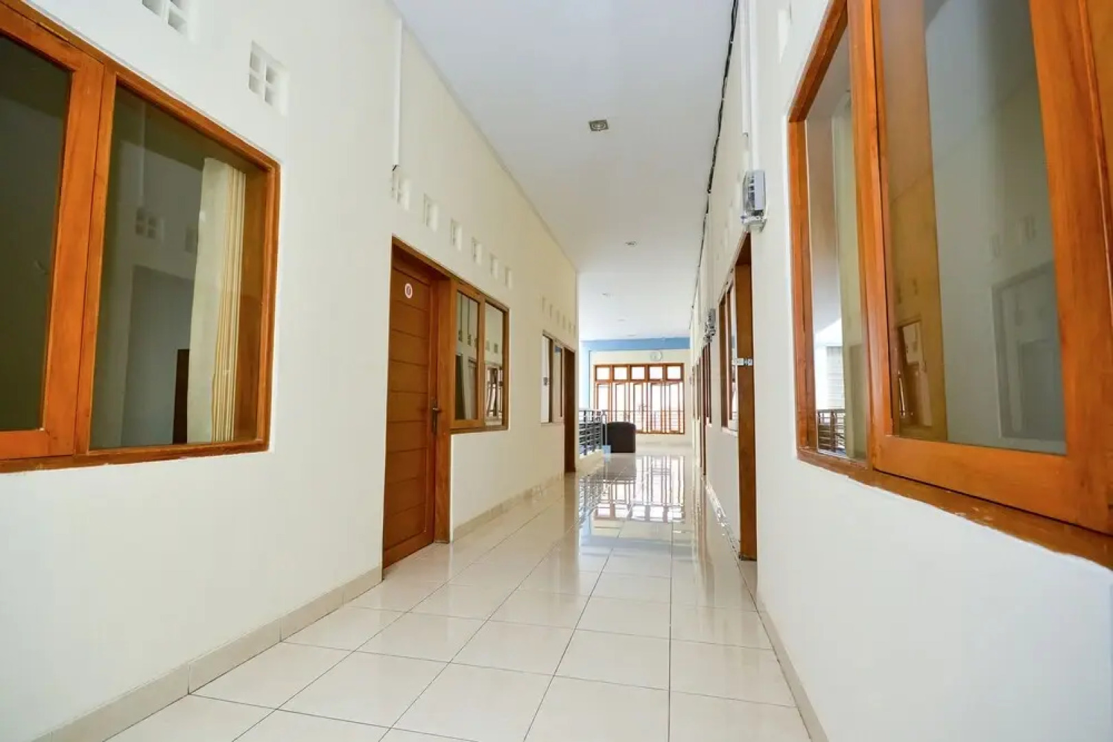 SPOT ON 2797 The Flash Residence