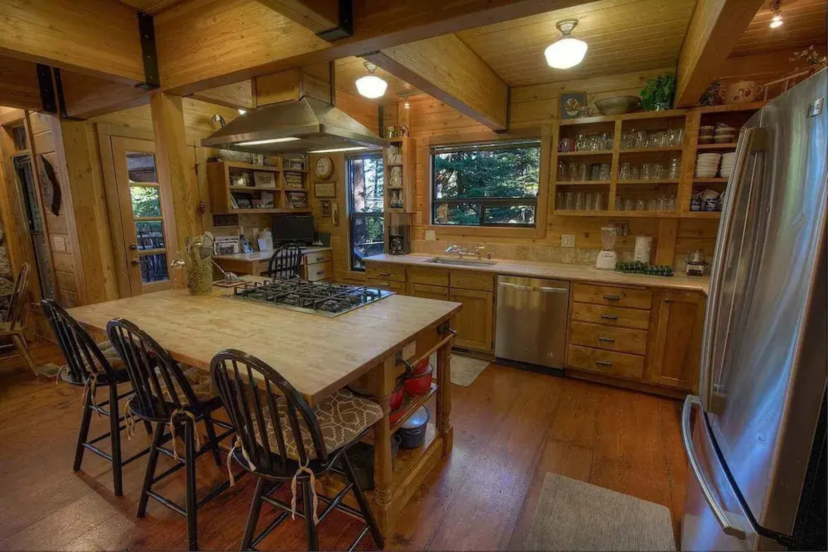 Smokey Joes - 5 Br Cabin