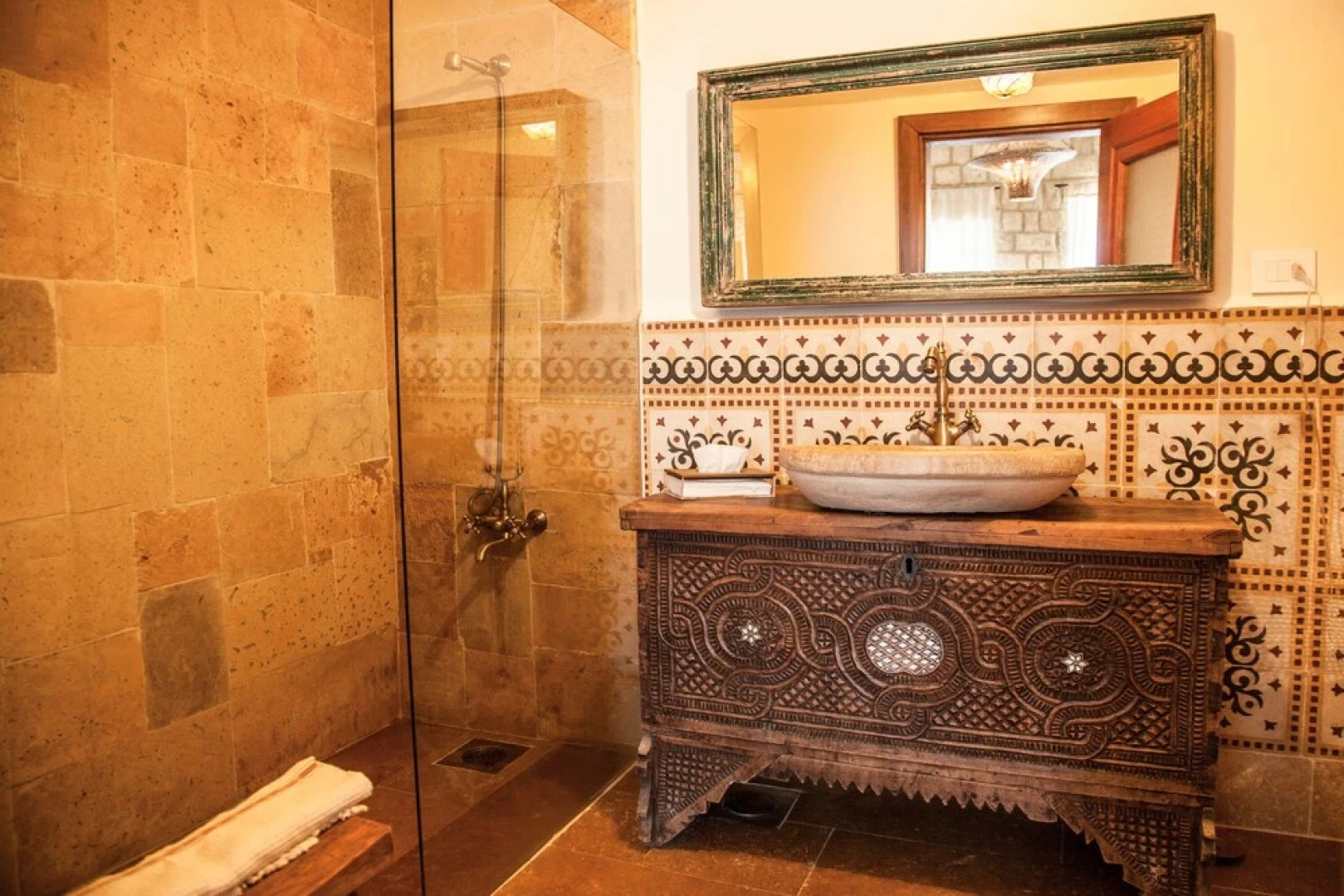 Beyt El Jabal Guest House - Der el Qamar