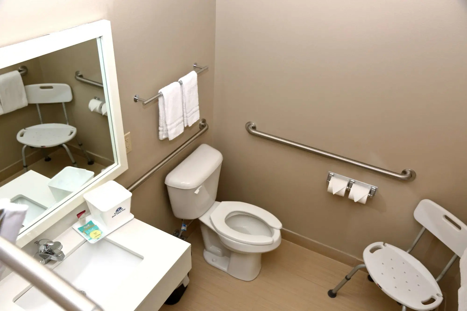 Americas Best Value Inn & Suites Prairieville