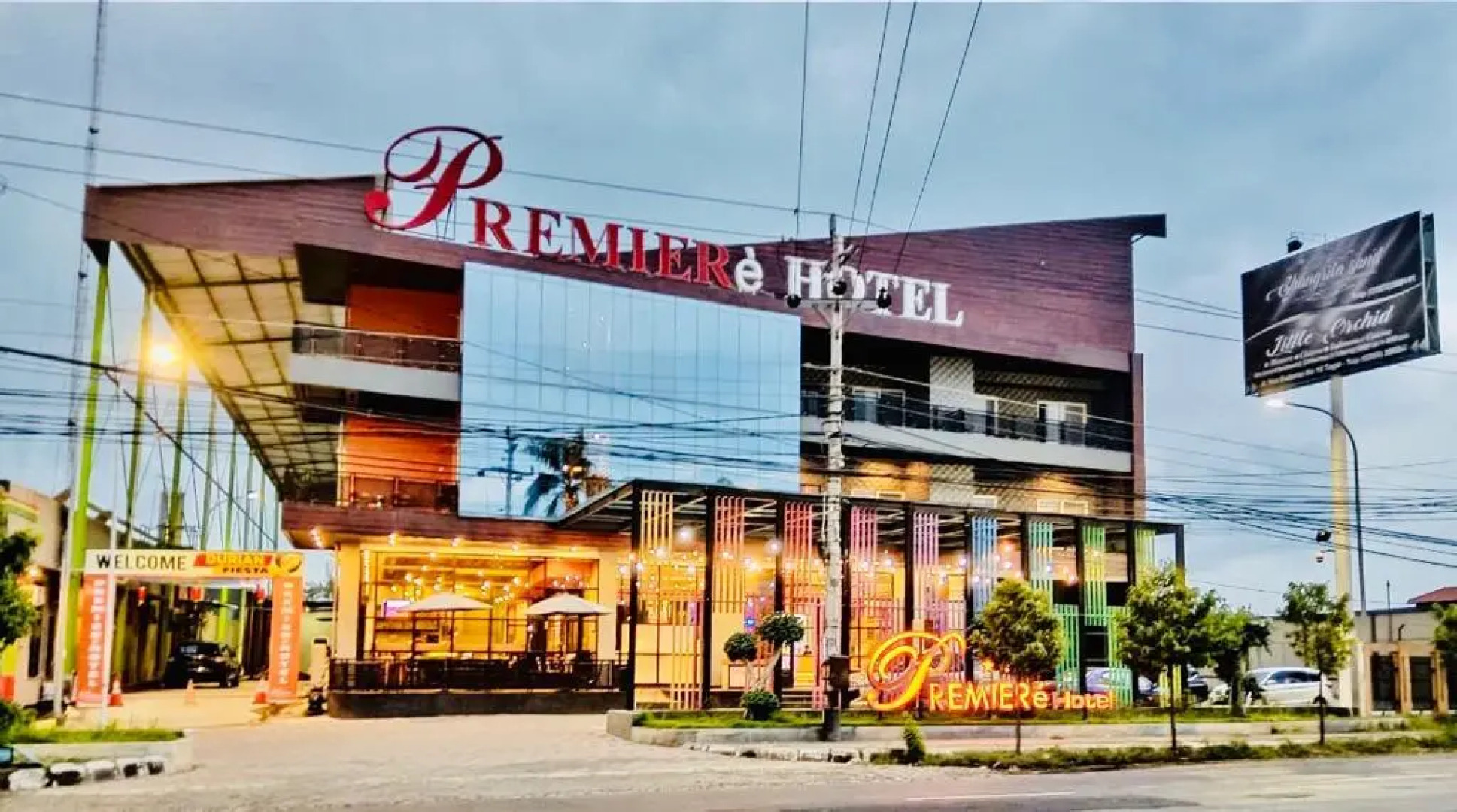 Premiere Hotel Tegal