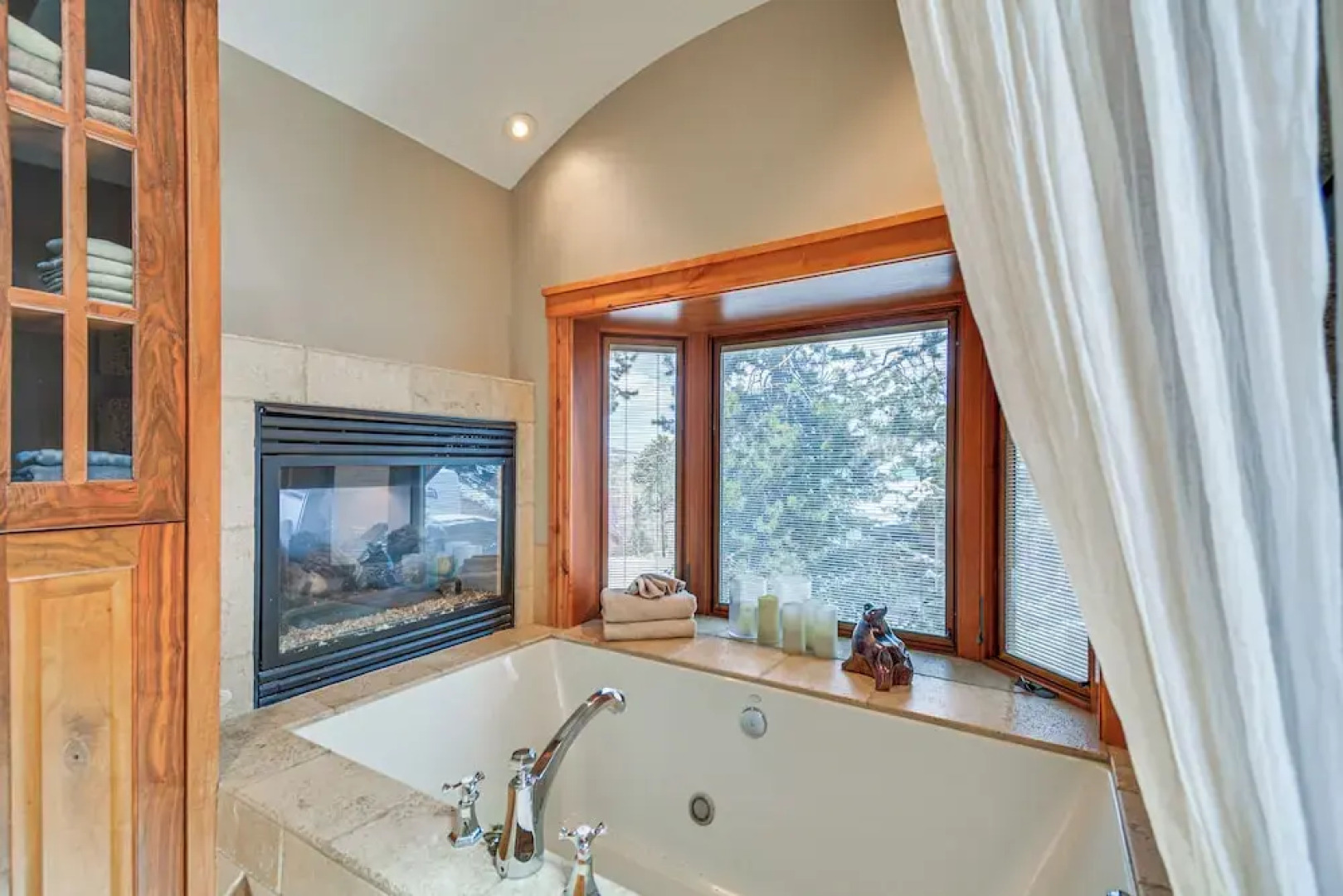 Sauna & Hot Tub: Mtn-view Retreat in Silverthorne!