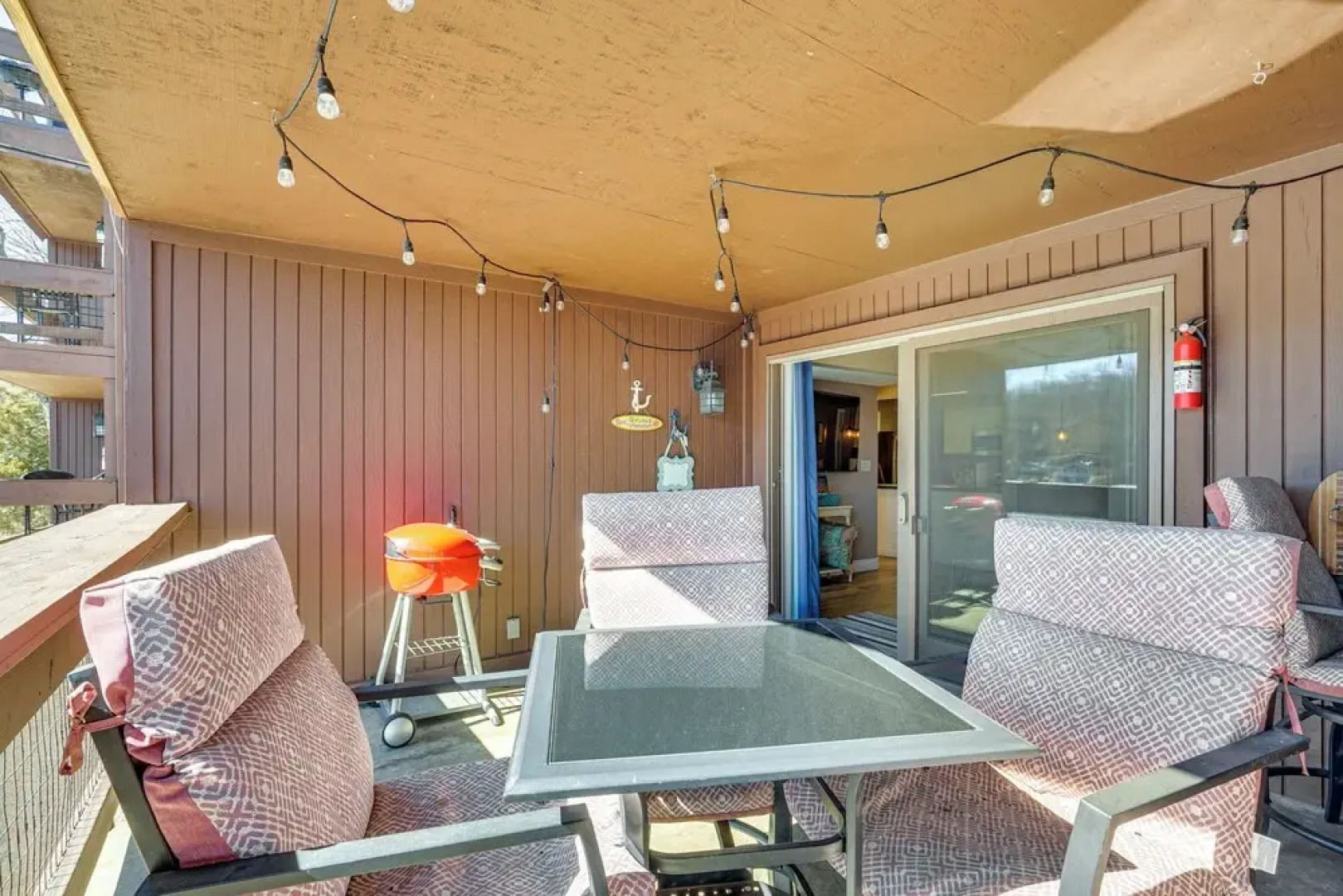 Lakefront Osage Beach Retreat: Dock Access!