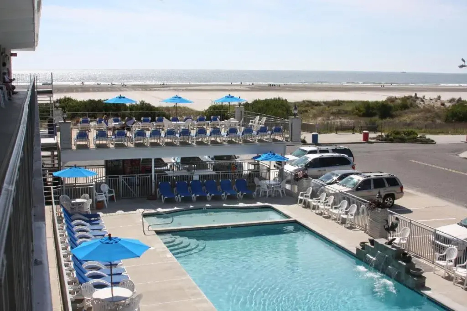 Fleur De Lis Beach Motel