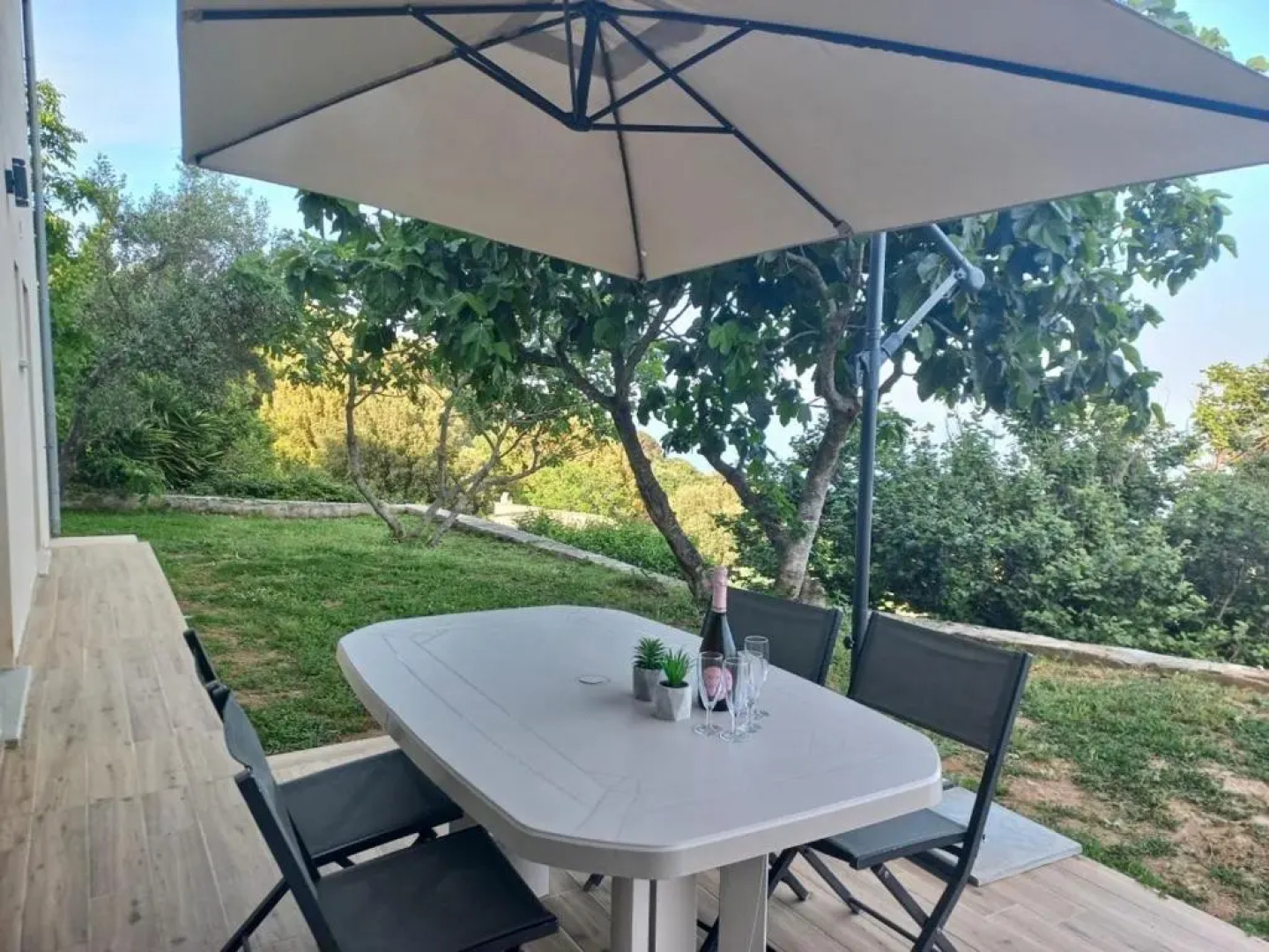 Extraordinaire Guest House Sur la Route de Pozzo