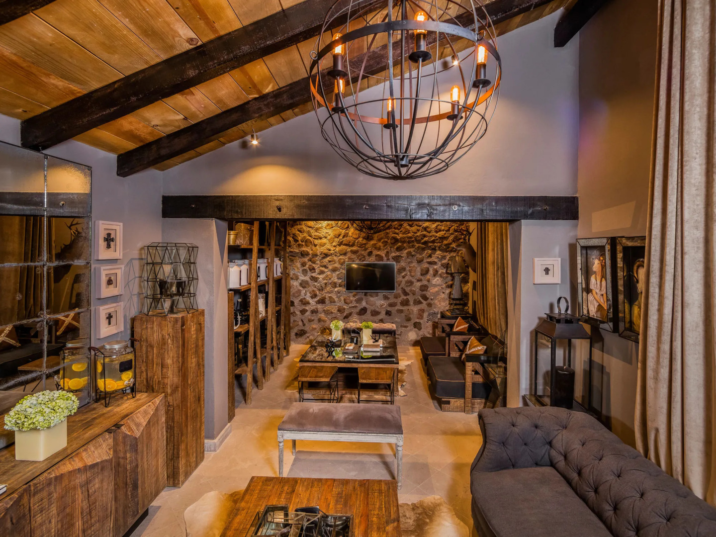 Hacienda Los Picachos