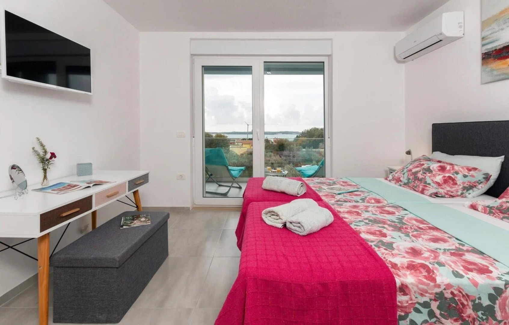 Awesome Home in Fazana With 4 Bedrooms, Wifi and Outdoor Swimming Pool