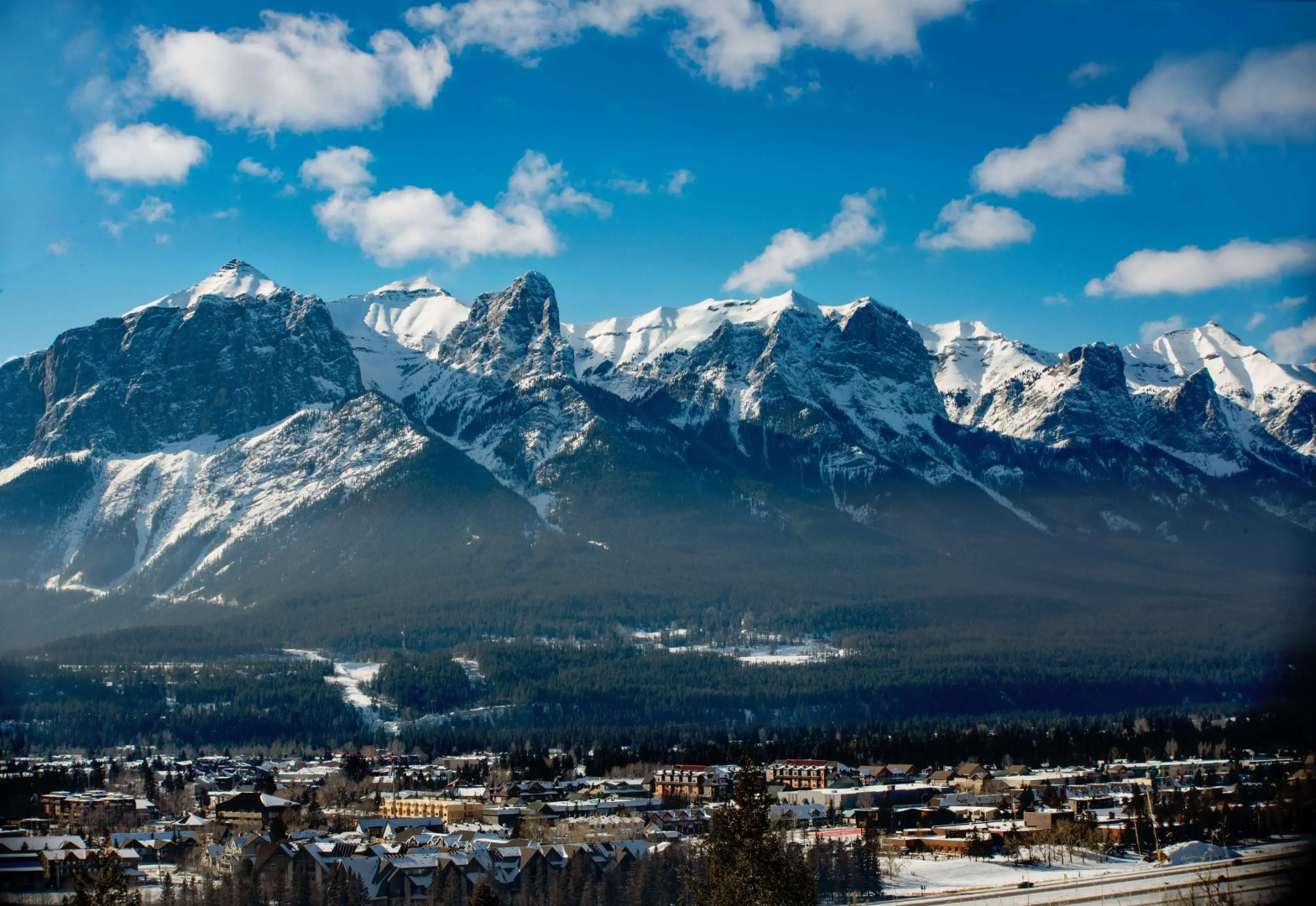 Coast Canmore Hotel & Conference Centre