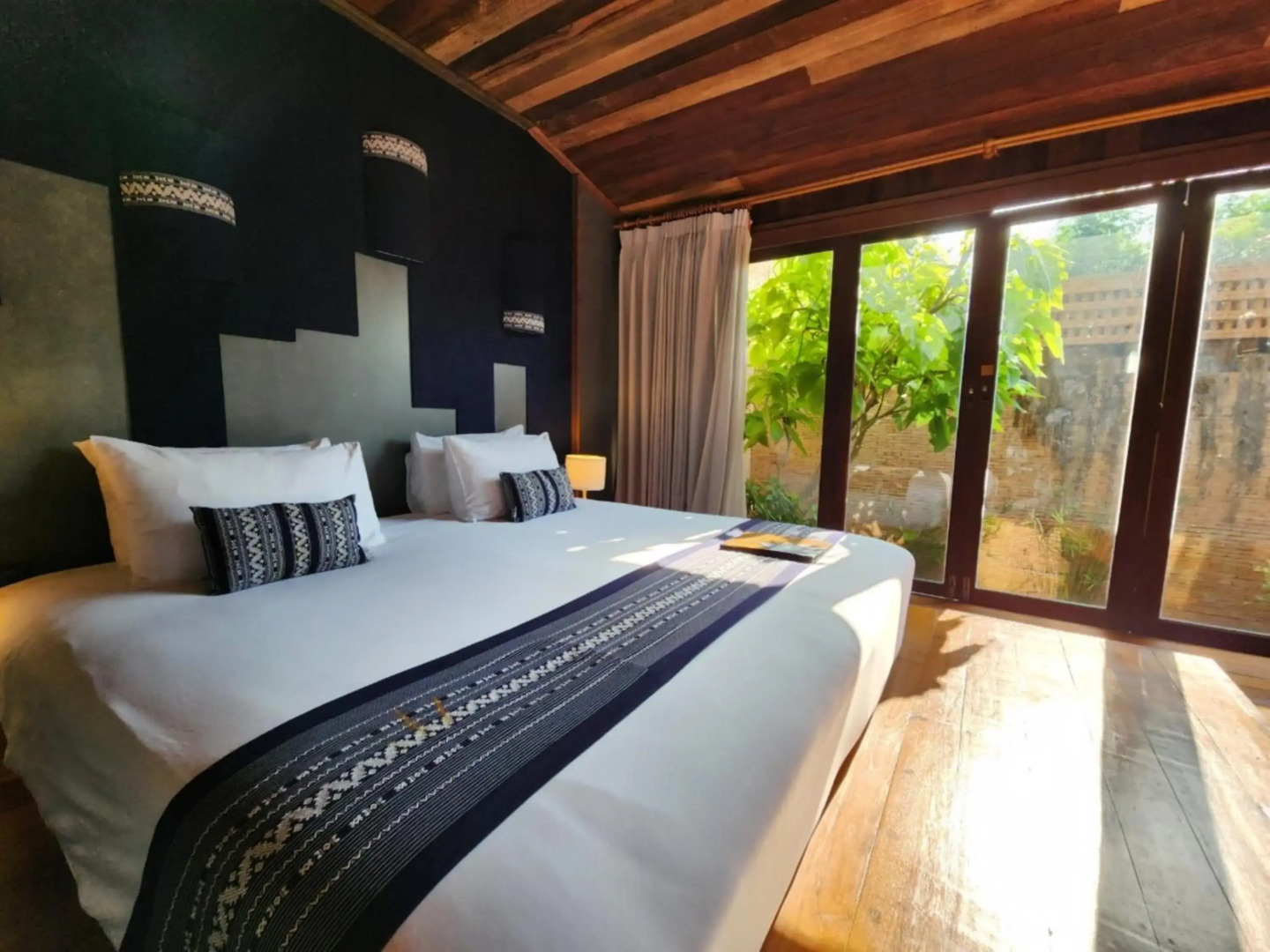 Athita The Hidden Court Chiang Saen