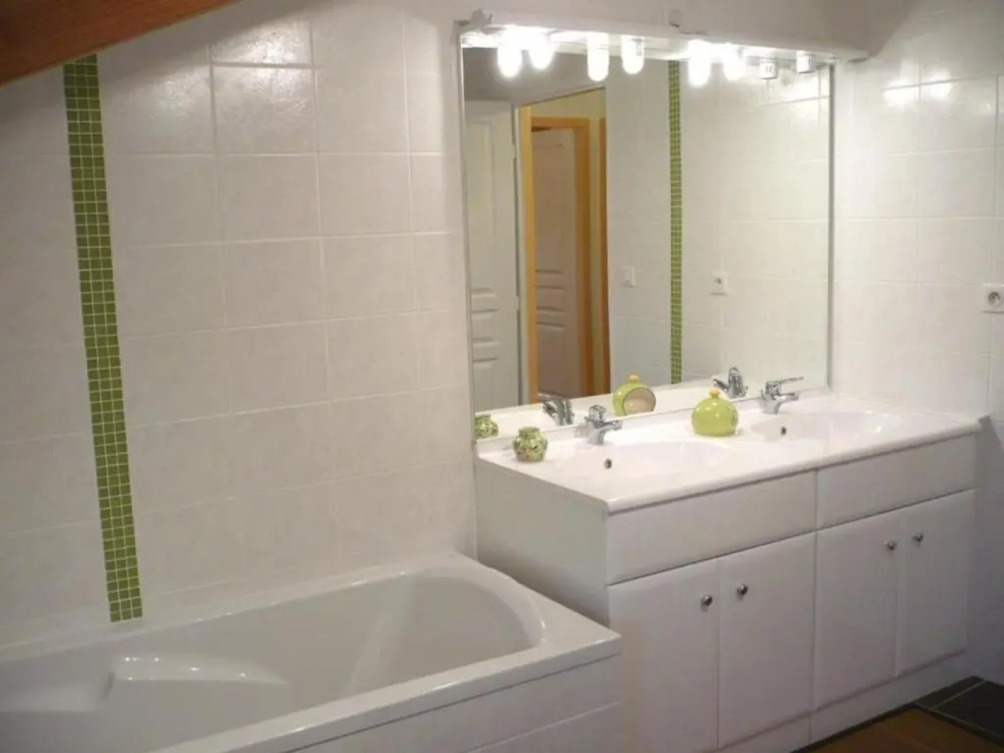 Gîte Chirassimont, 7 pièces, 14 personnes - FR-1-496-65