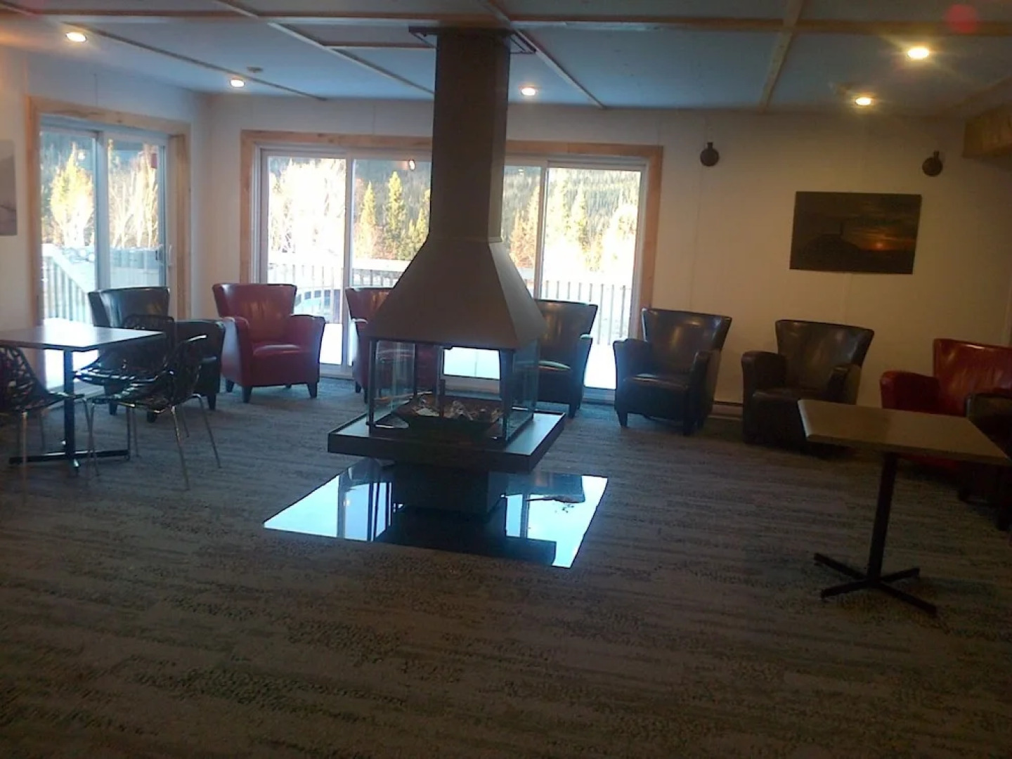 Auberge Jeunesse Monts Groulx Aventure