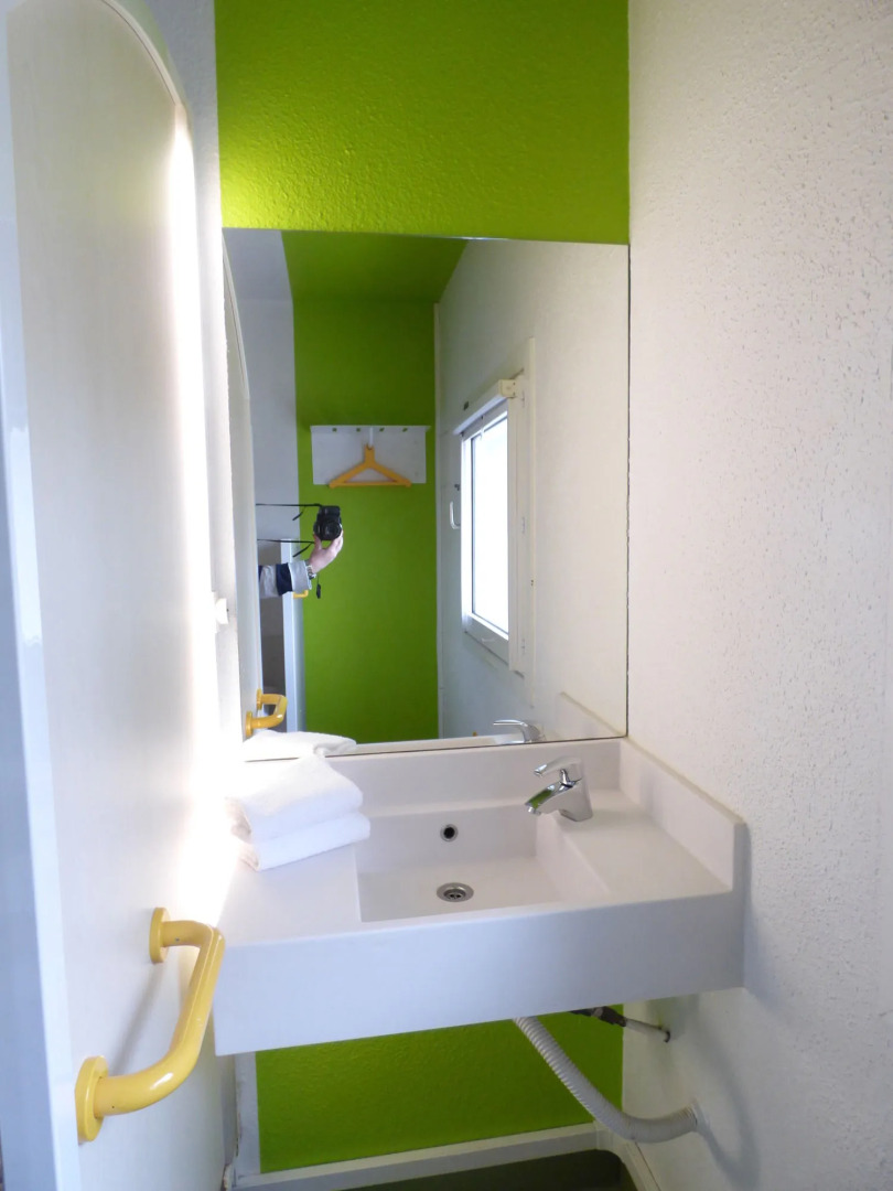 hotelF1 Salon de Provence