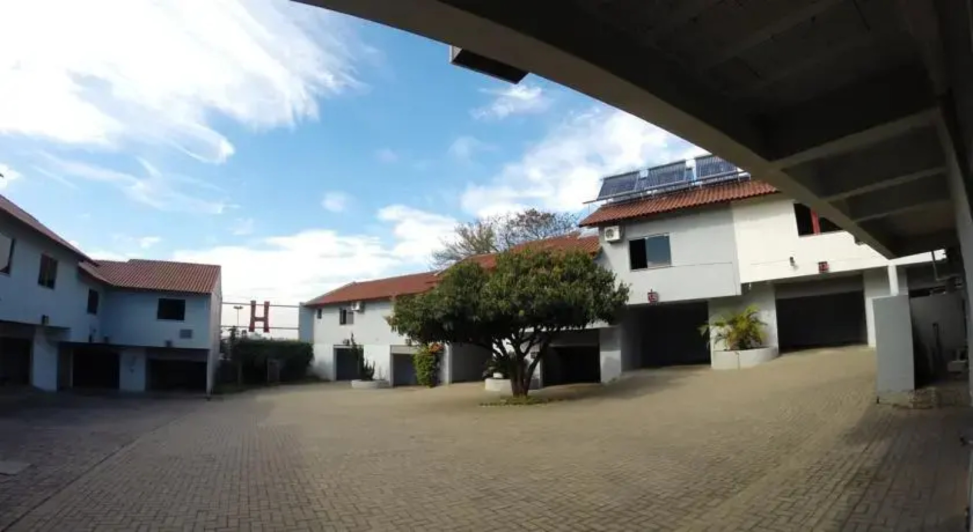 H Motel - Adults Only