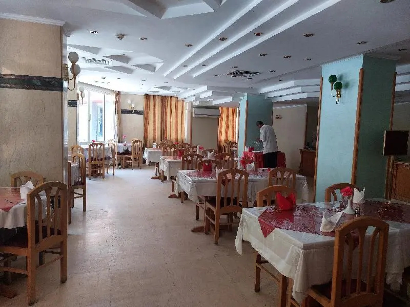 Queens Valley Hotel, Restaurants, Bars and Spa Luxor