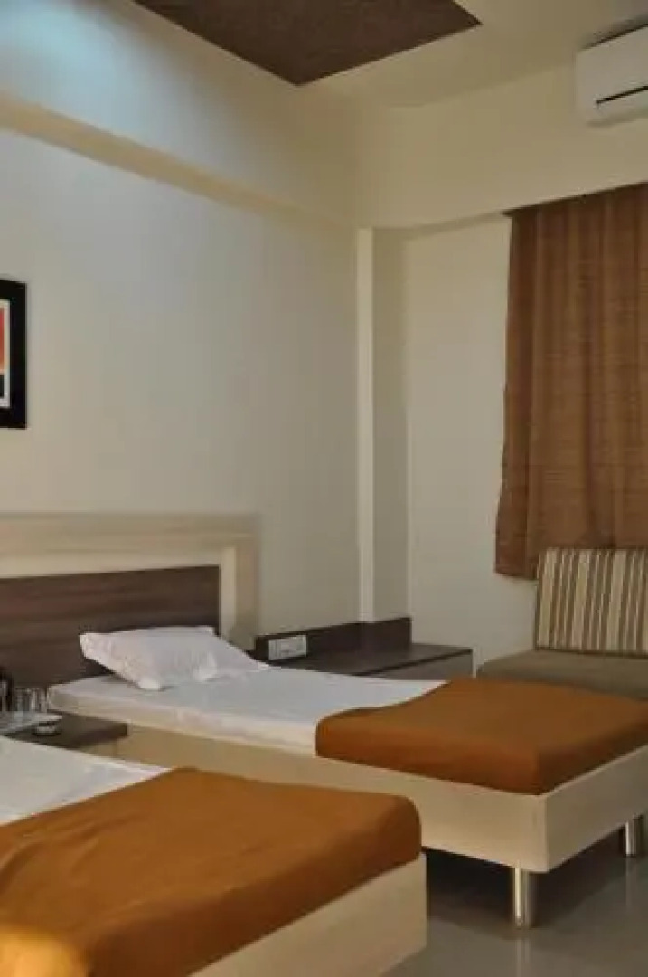 Hotel Tushar Executive