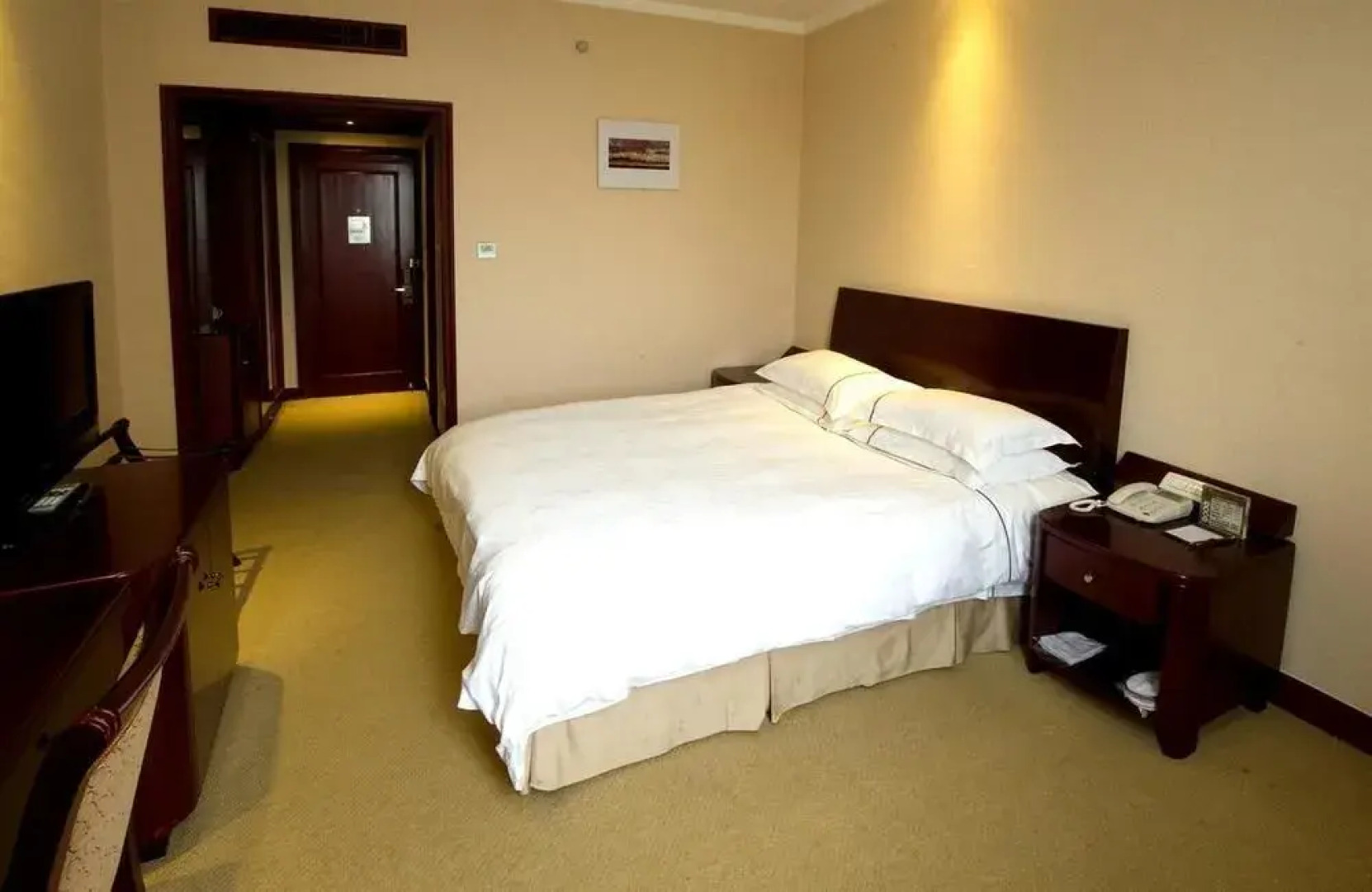 Yongli Business Hotel