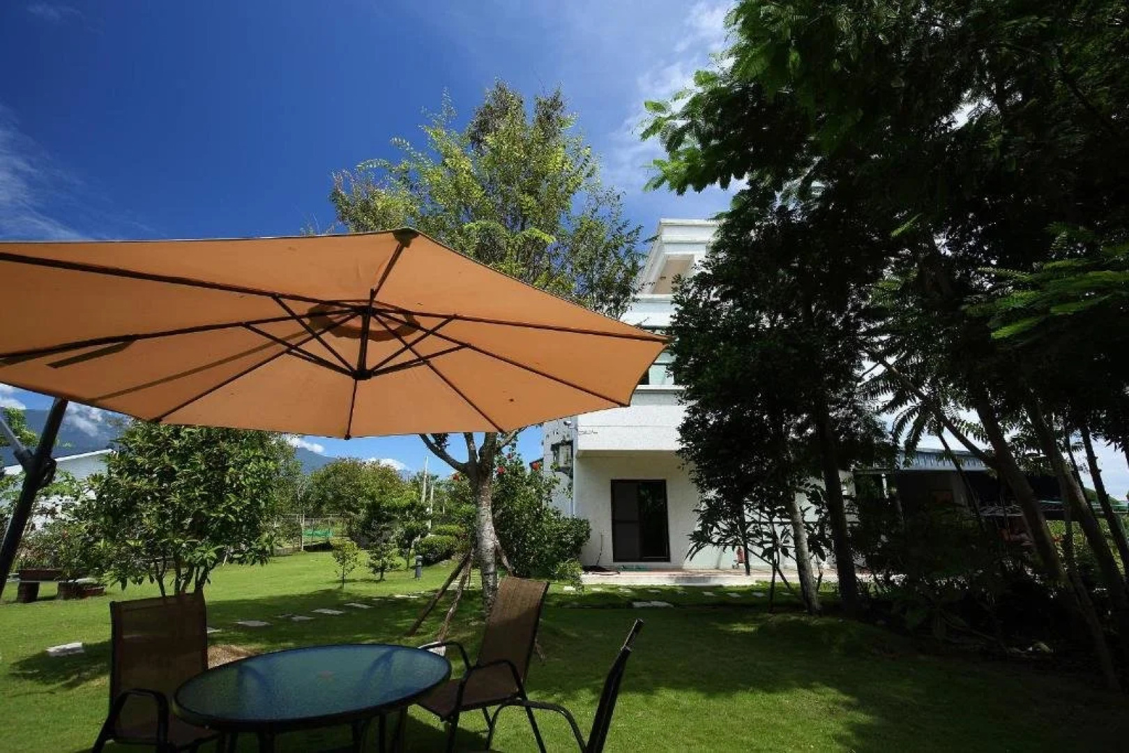 Mu Xia Beds and Breakfasts