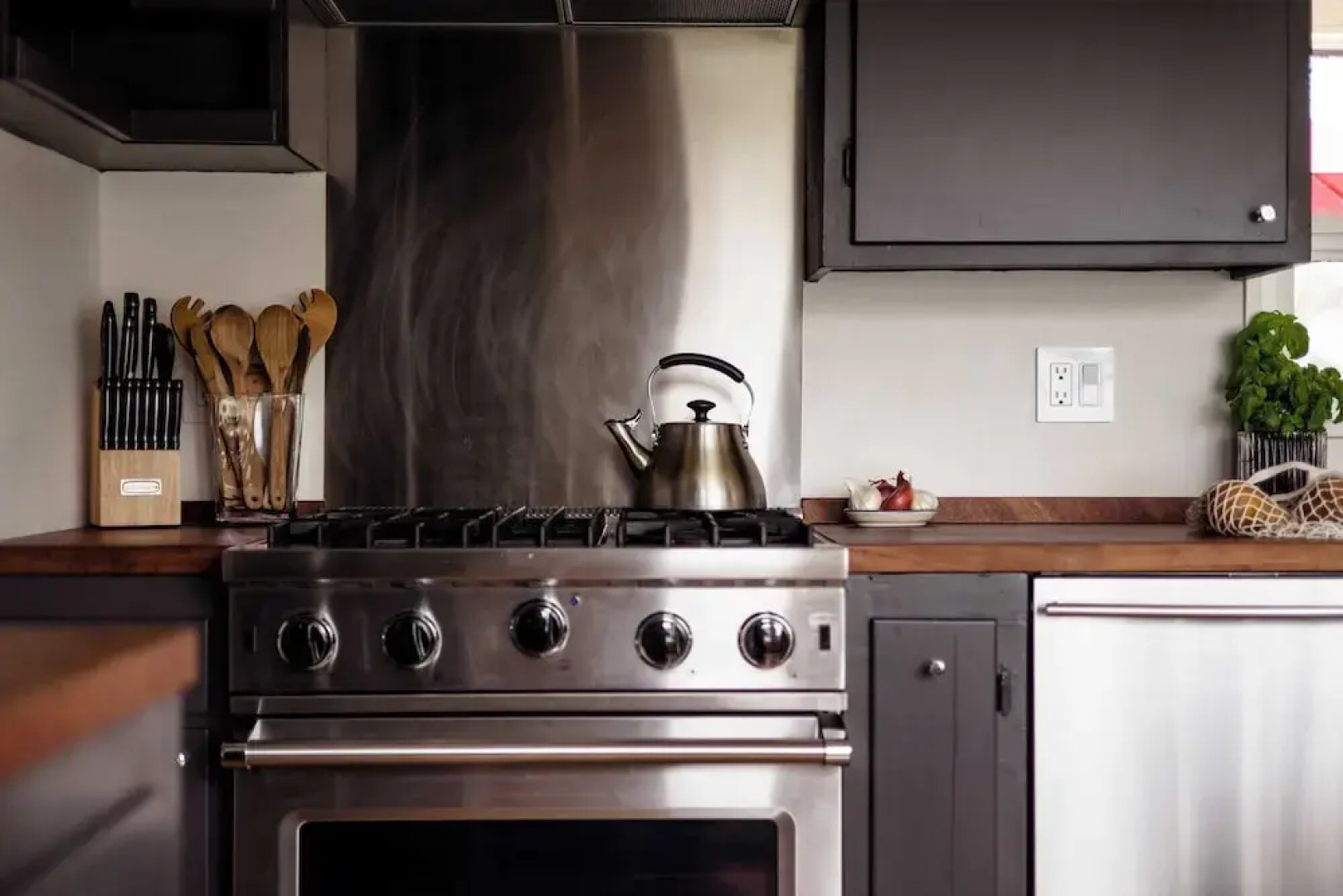 Marquee By Avantstay Modern Stylish Estate w/ Pool & Entertainers Courtyard