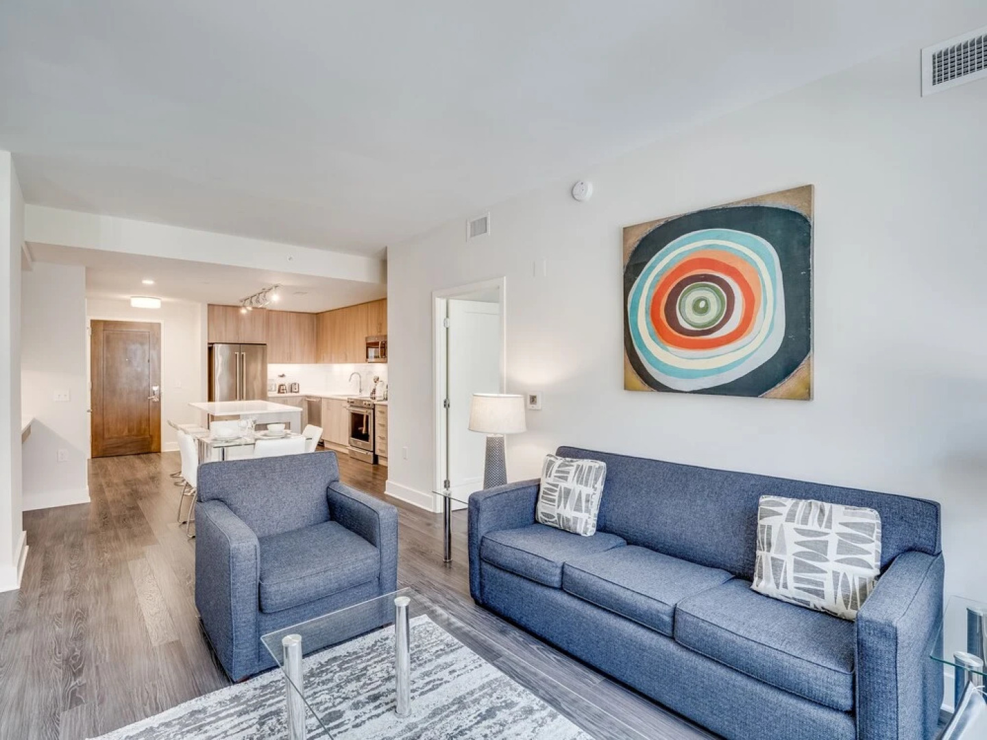 Global Luxury Suites at Bethesda Metro