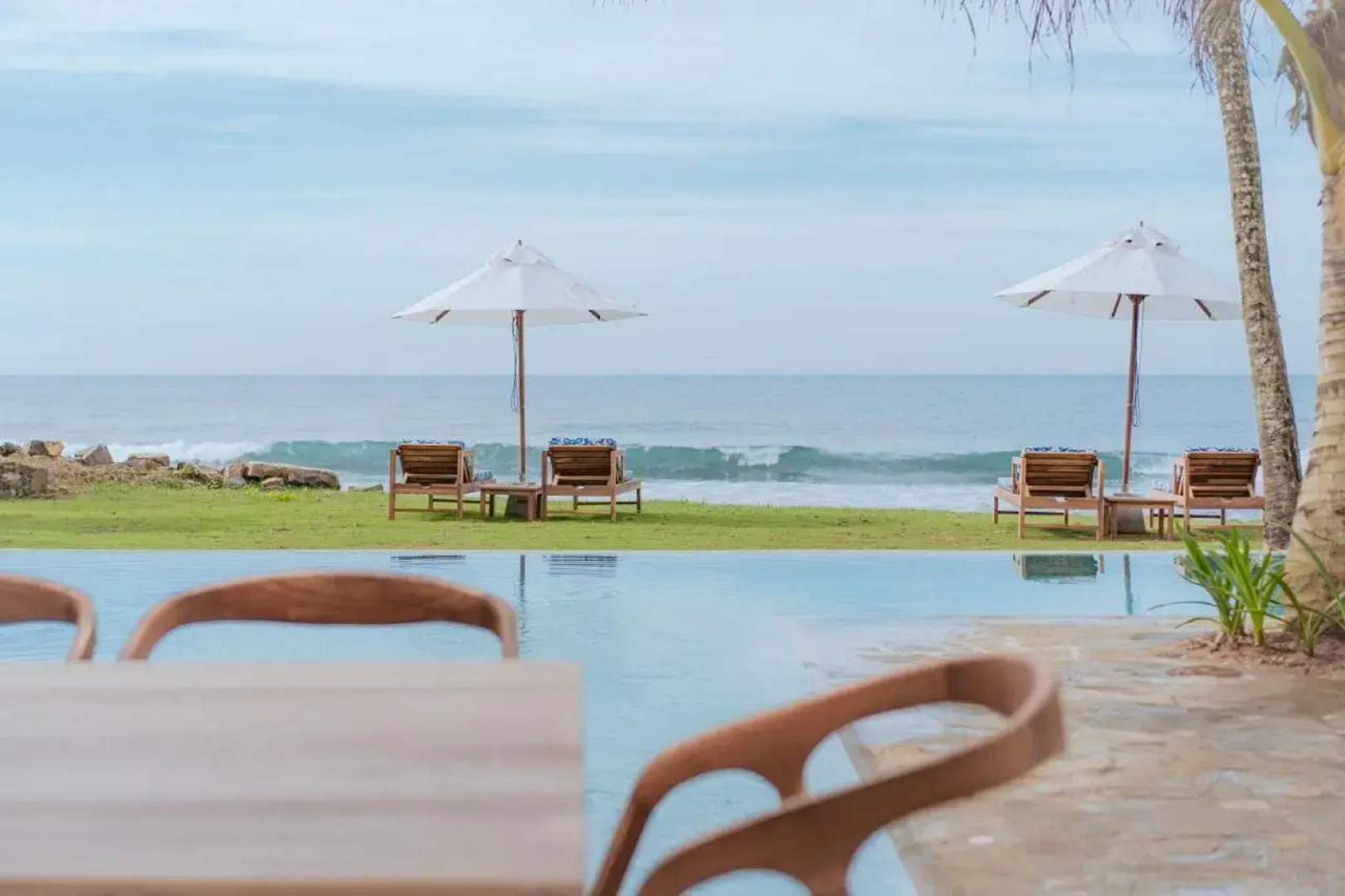 Nikara Galle Beach Villa & Apartments