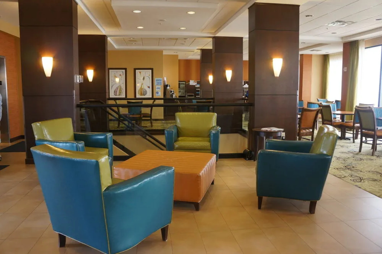 Holiday Inn Express Hotel & Suites Oceanfront Daytona Beach Shor