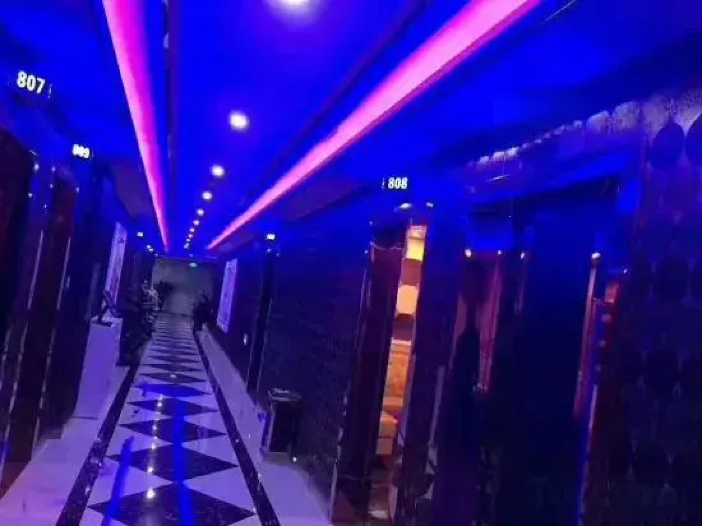 Guiping Golden Phoenix Hotel