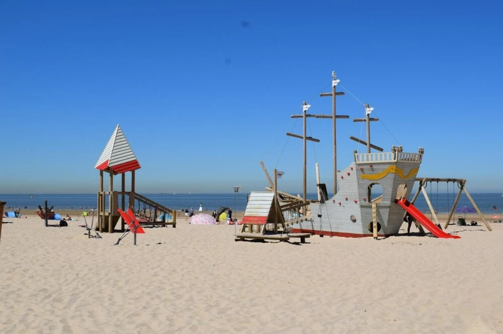 Awesome Apartment in Oostende With Outdoor Swimming Pool, Wifi and 1 Bedrooms