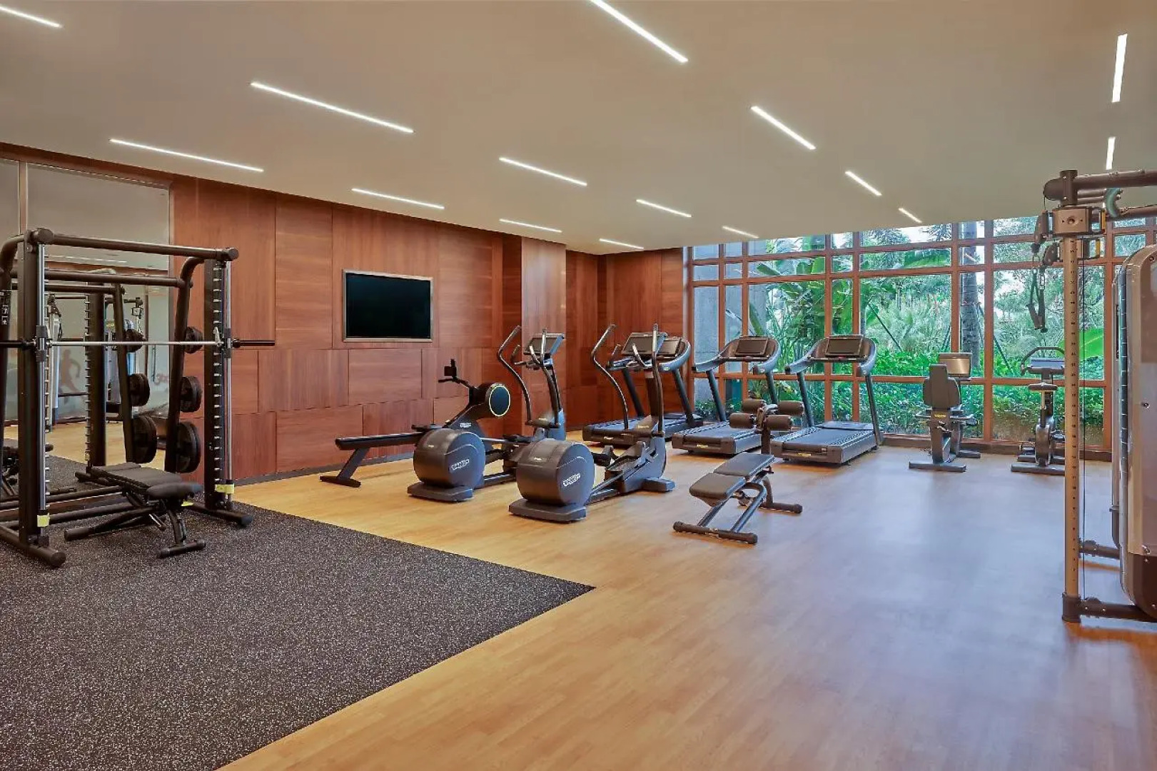 DoubleTree by Hilton Shanwei