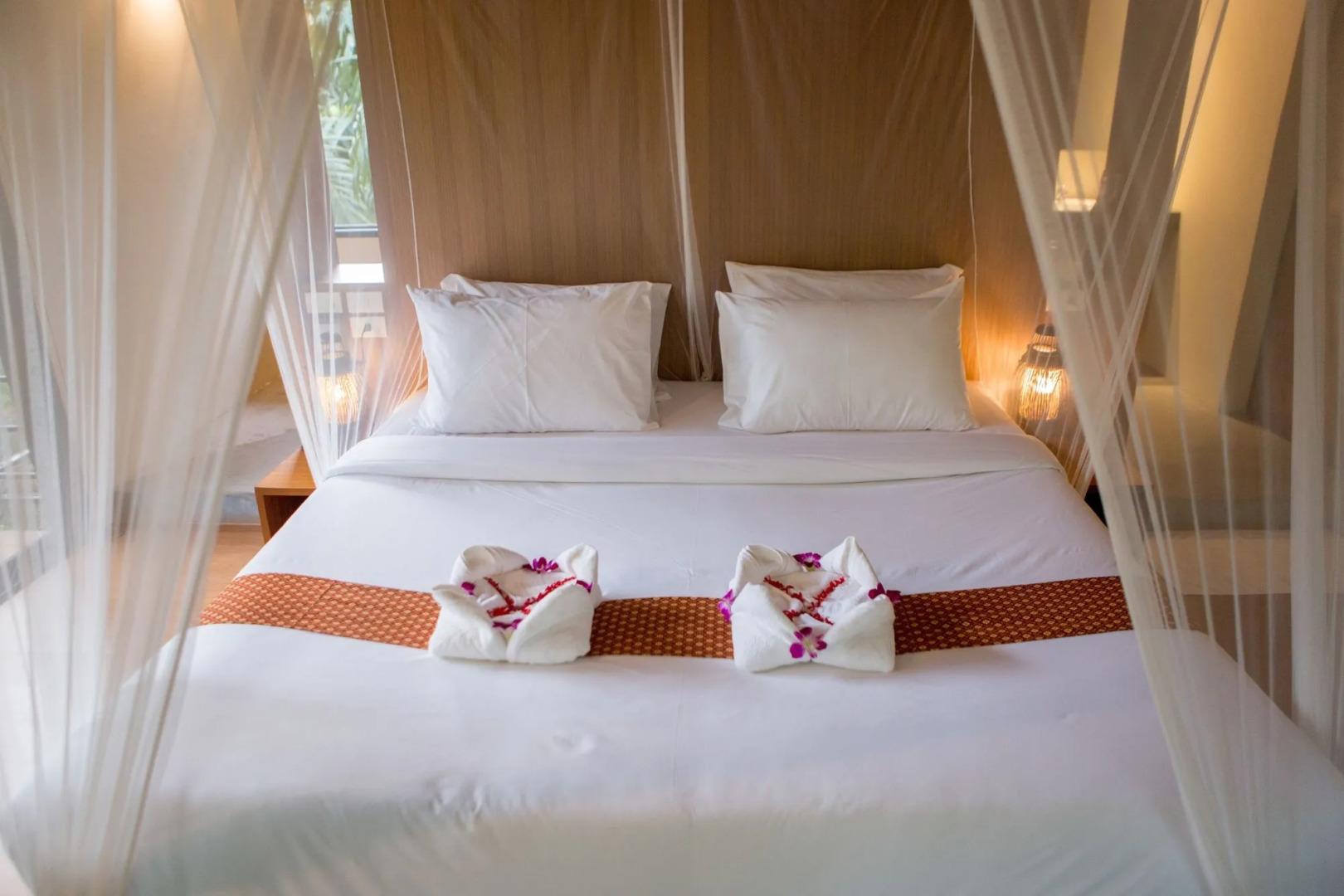 Anurak Community Lodge