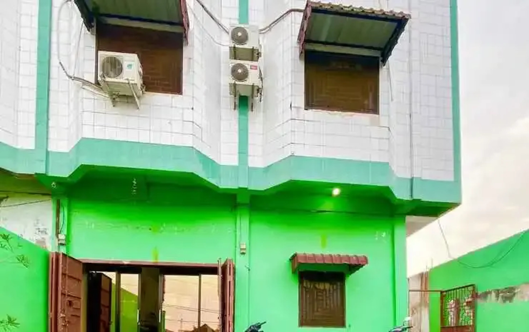 RedDoorz @ Star Hill Inn Syariah Tebing Tinggi