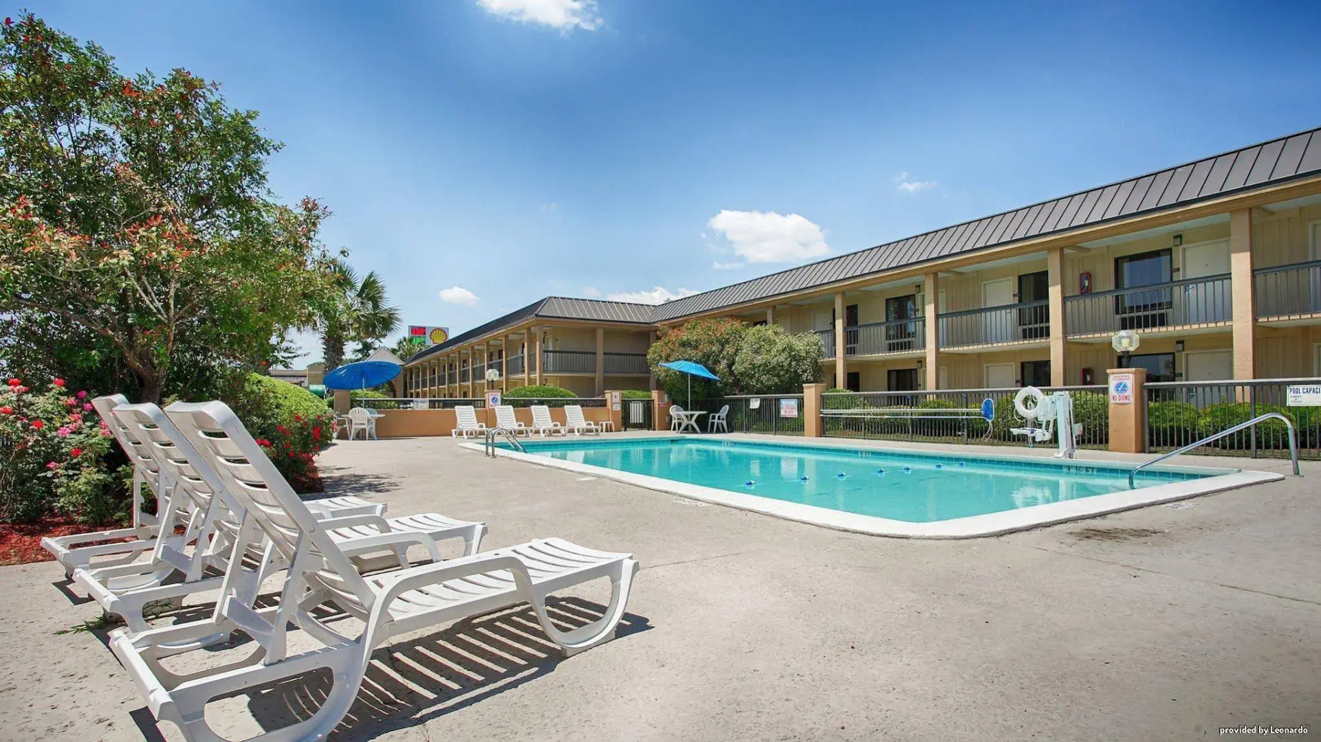 Ramada by Wyndham Savannah Gateway