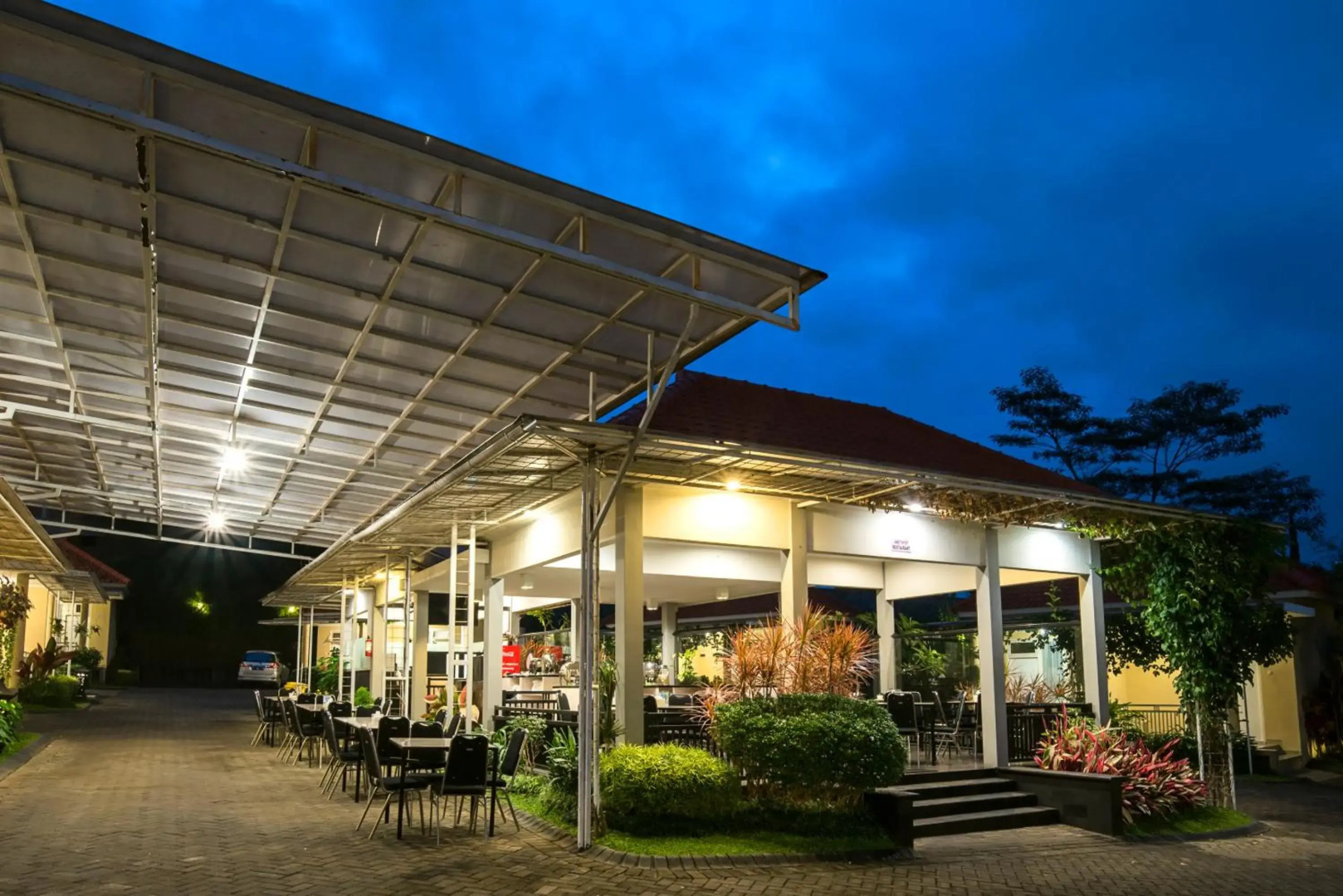 Riverstone Hotel and Cottage