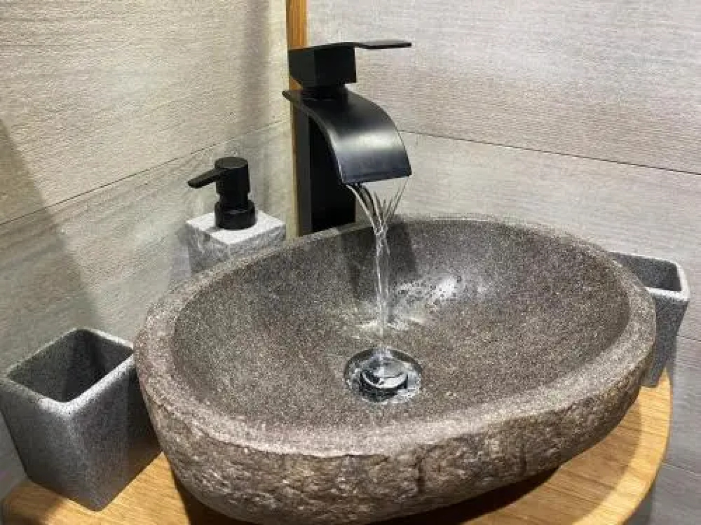 Les Cabanes De Pyrene