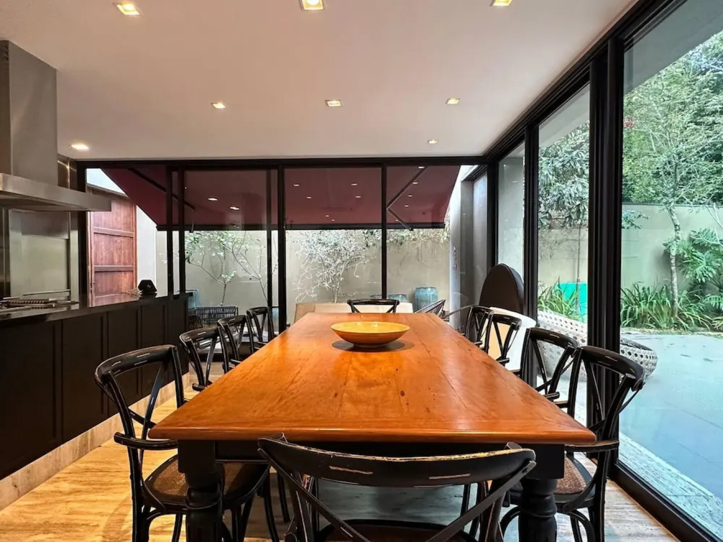 Mans o 6 Suites Riviera