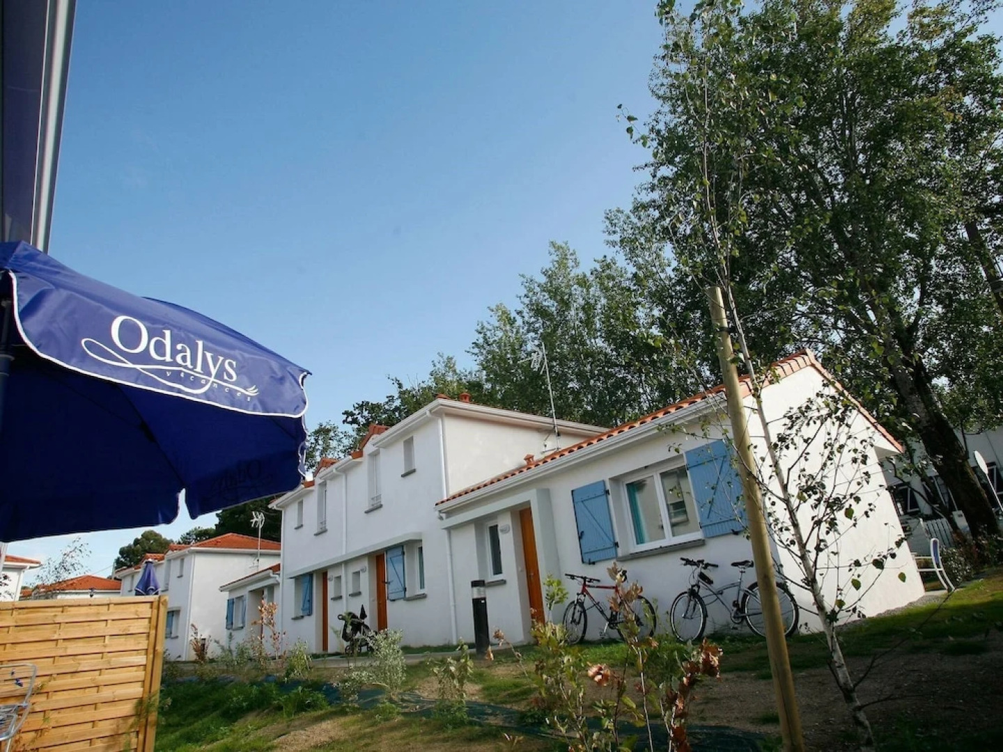 Tidy Apartment With a Terrace at 600 m. From the Beach