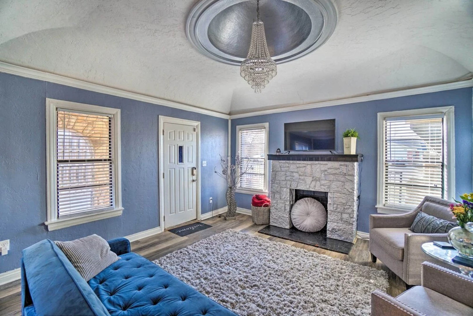 Lawton Home ~ 5 Mi to Fort Sill!