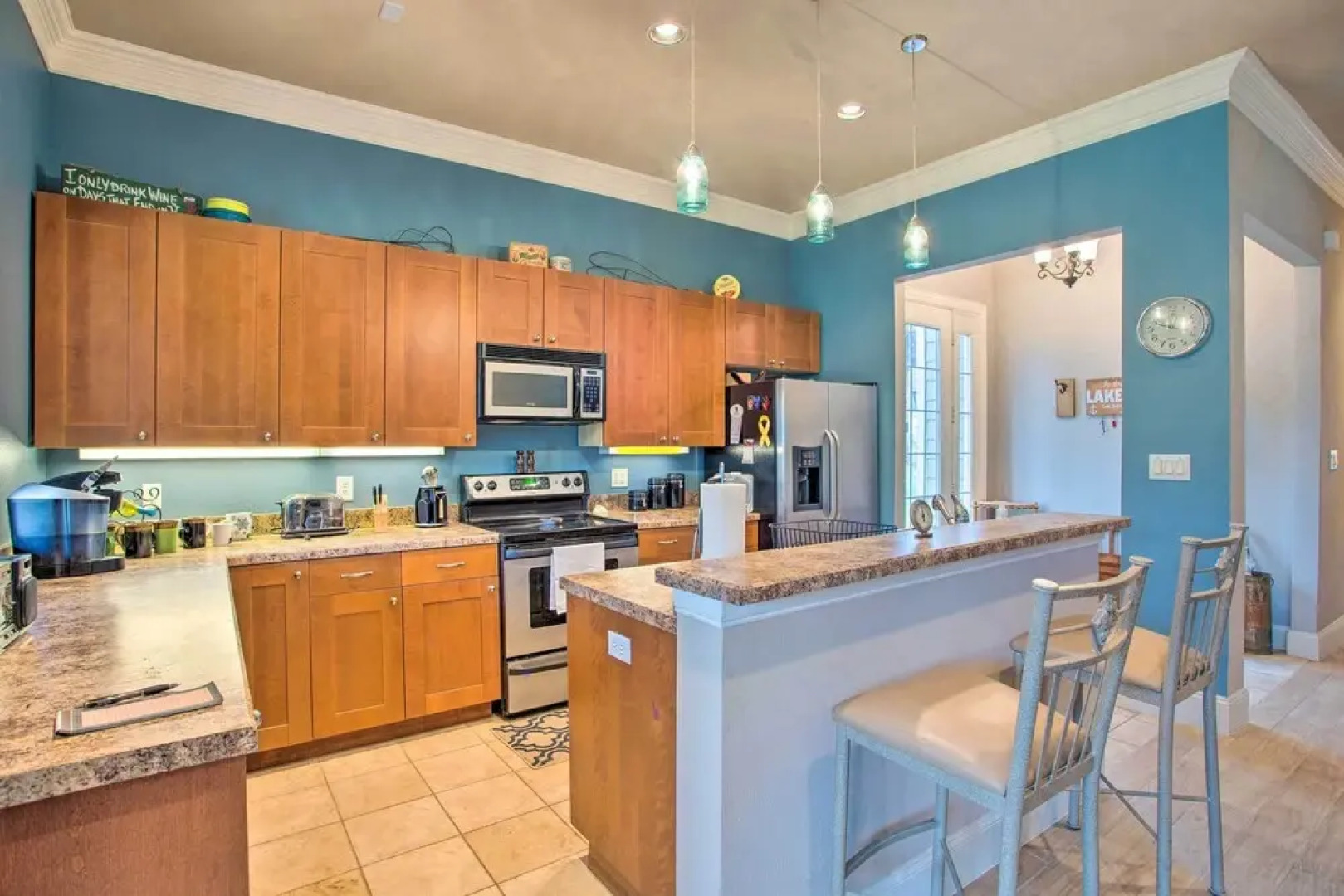 Cedar Creek Reservoir Home w/ Deck & Fire Pit!