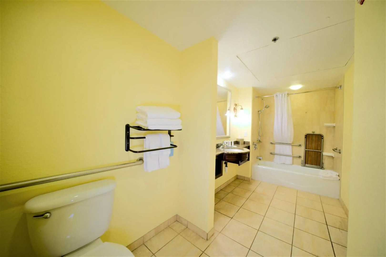 Radisson Resort at the Port