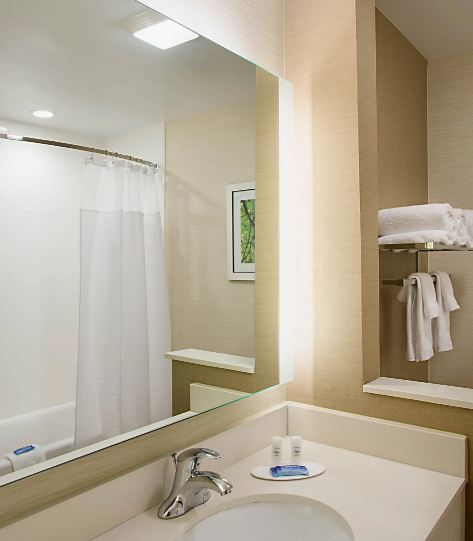Fairfield Inn & Suites Dallas West/i-30