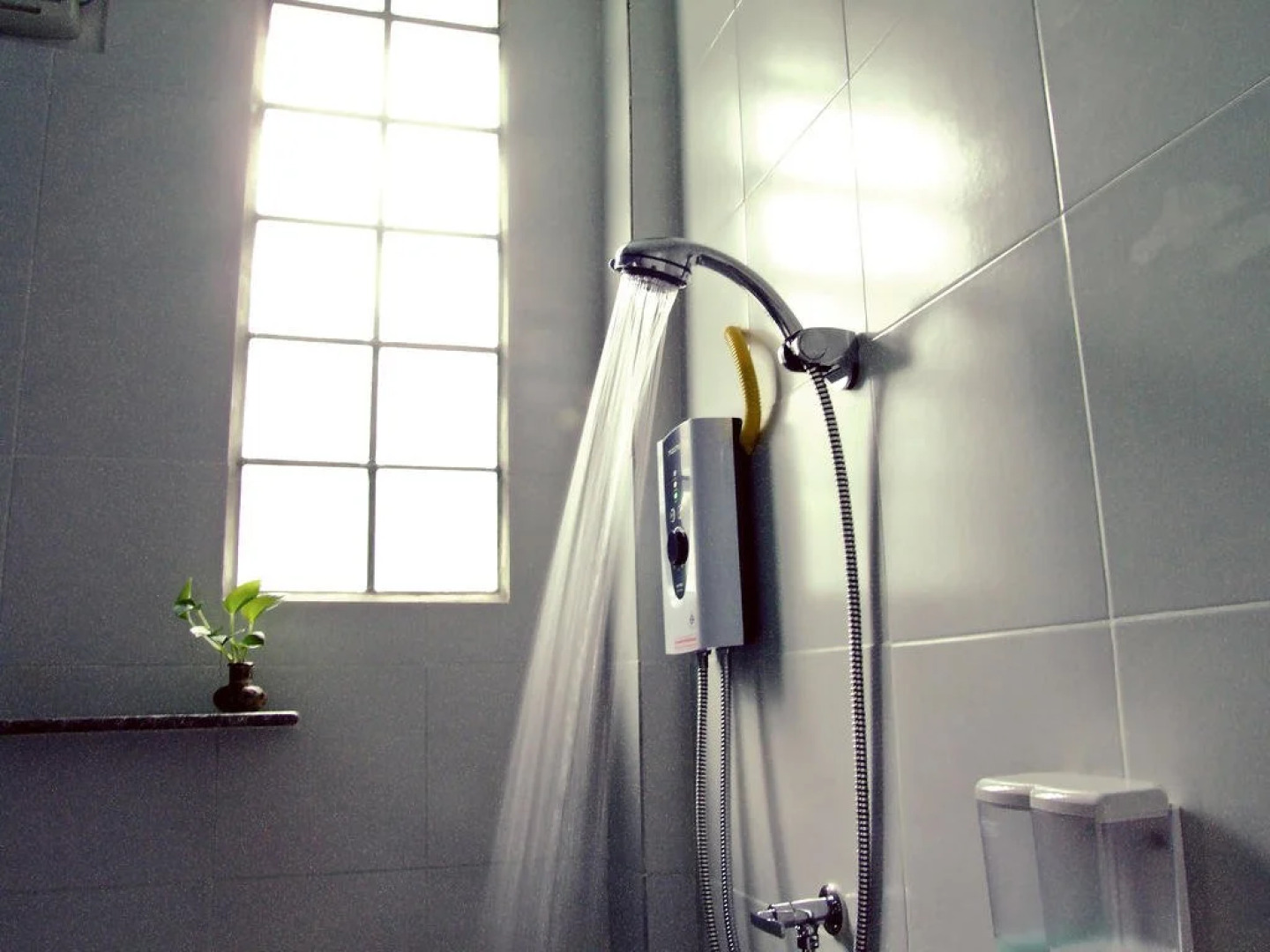 I Ya Living and Food