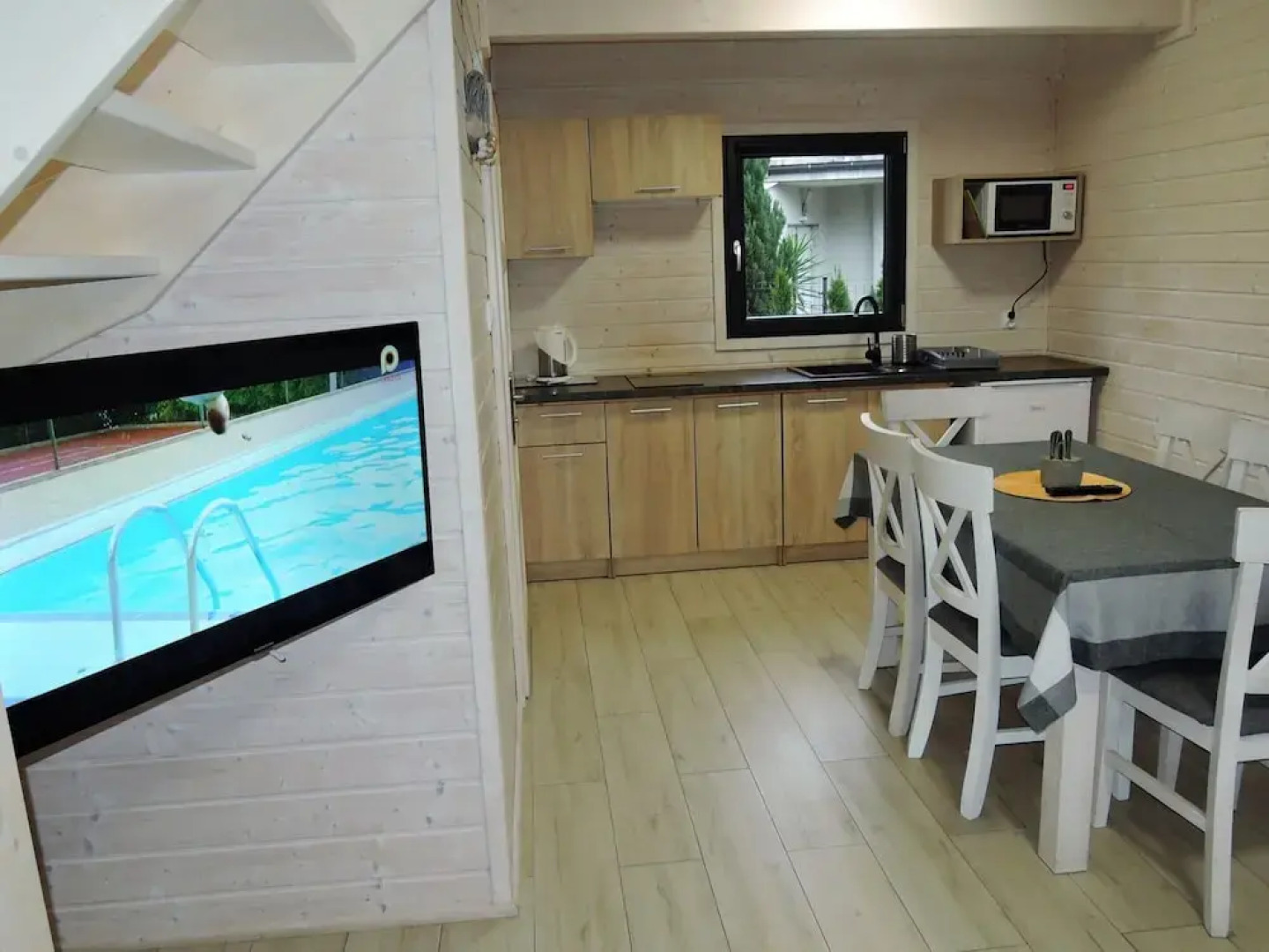 Holiday Home in Dziwnowek by Sea and Lake