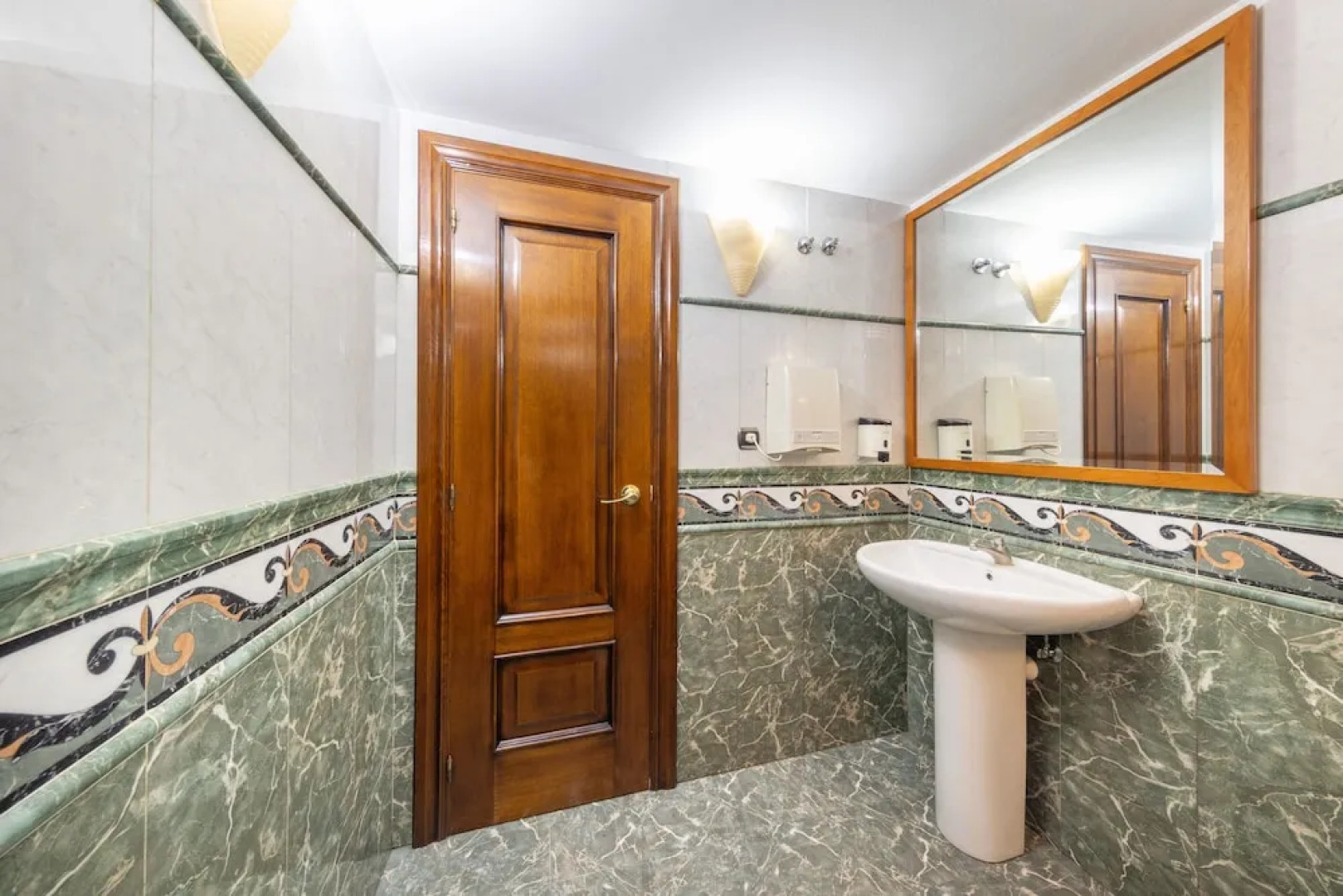 H-A Puerta de la Villa