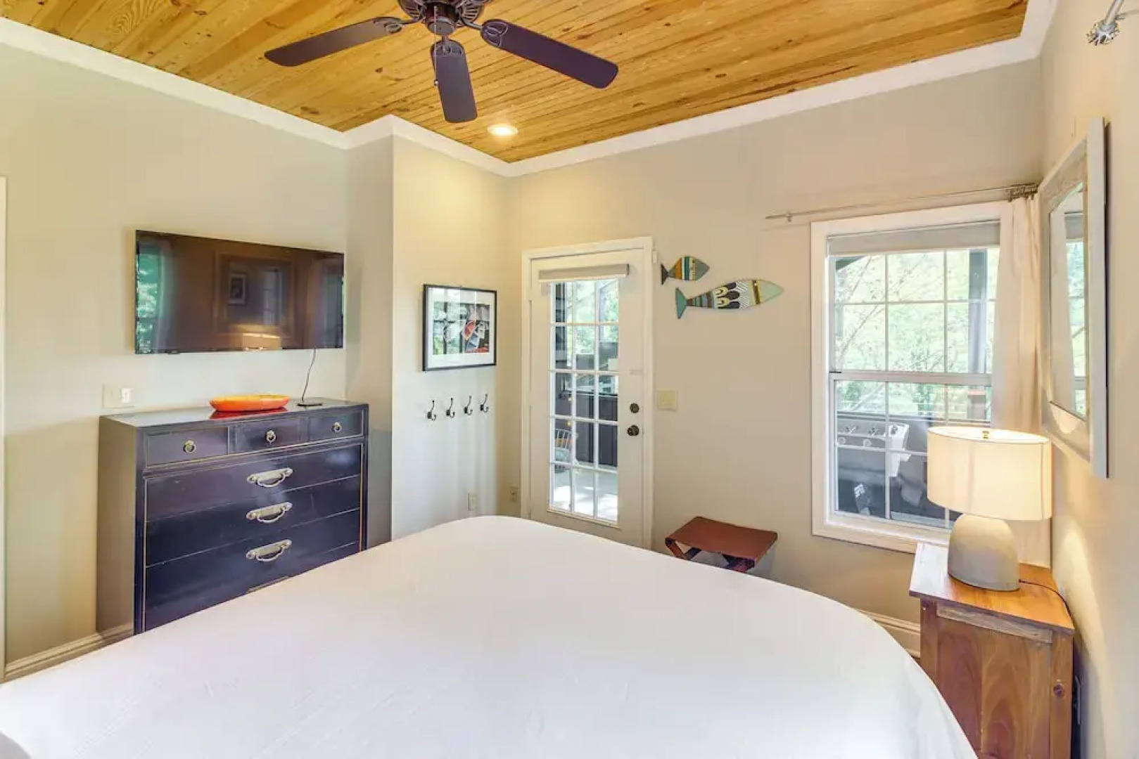 Walk to Marina: Center Hill Lake Family Home