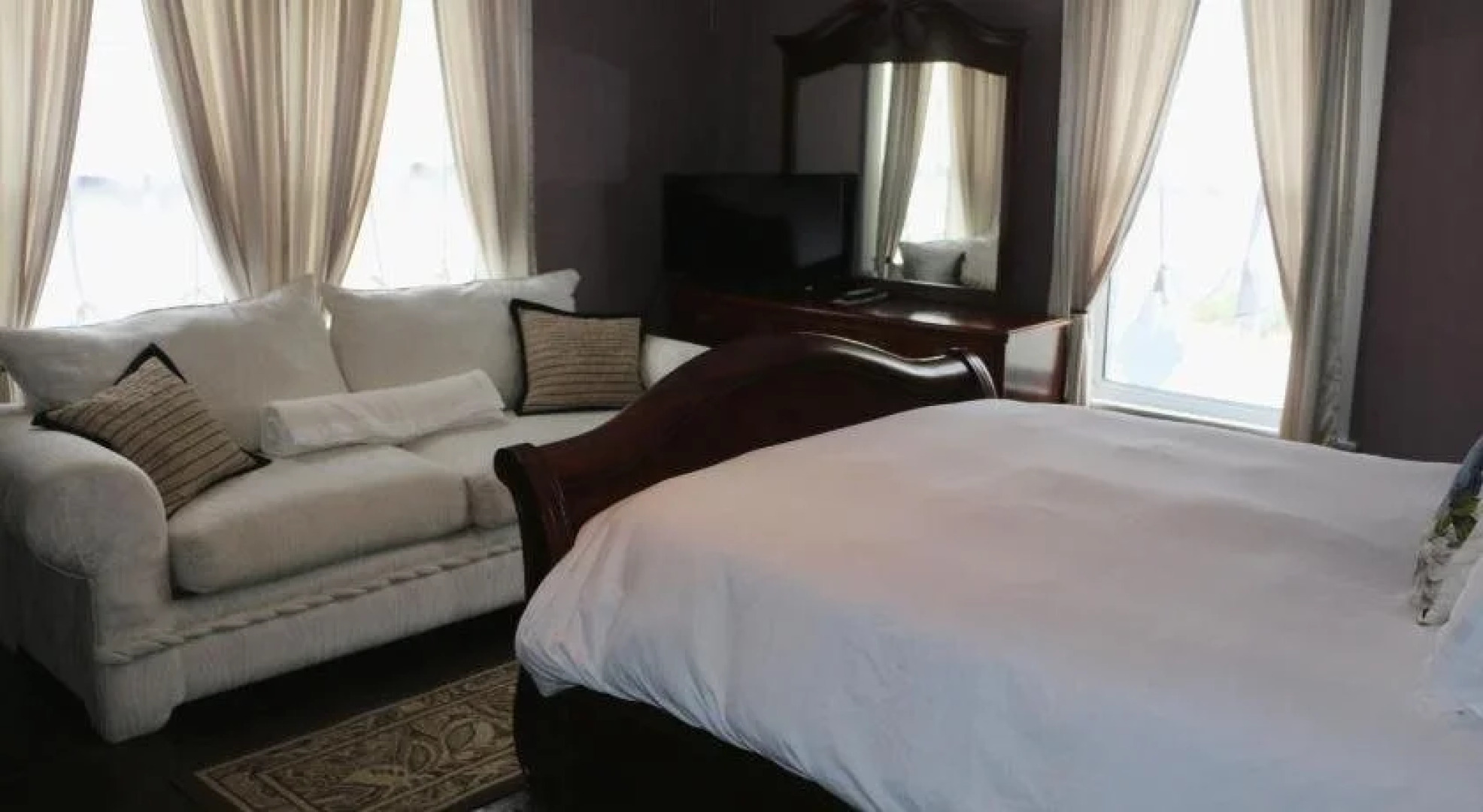 The Londoner Bed & Breakfast