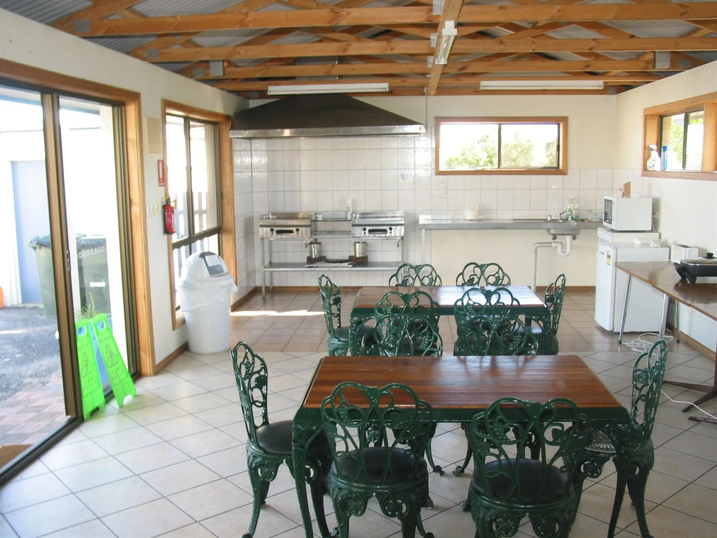 Robetown Motor Inn & Apartments